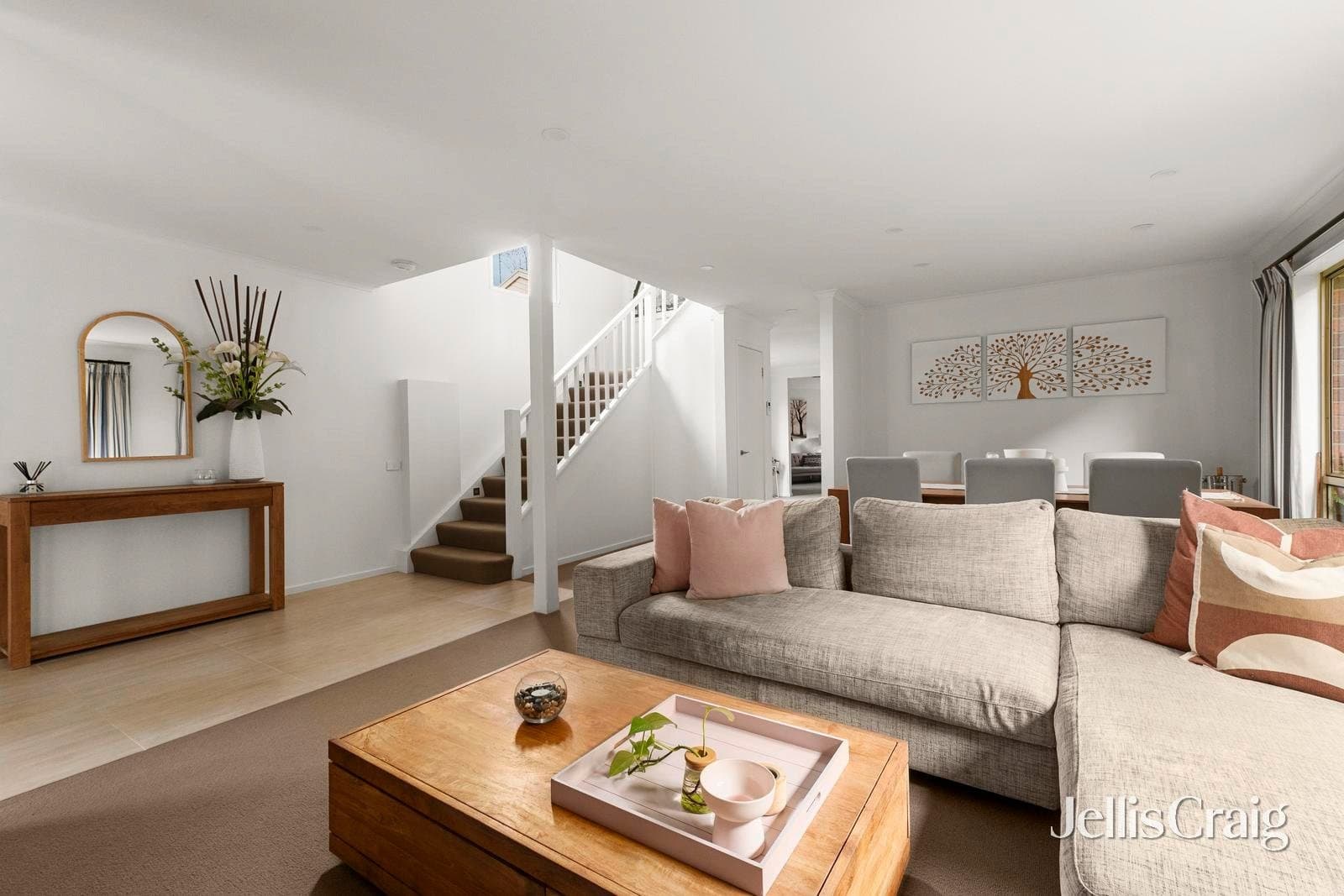 1/3 Carmen Close, Eltham, Eltham - Thumbnail 5