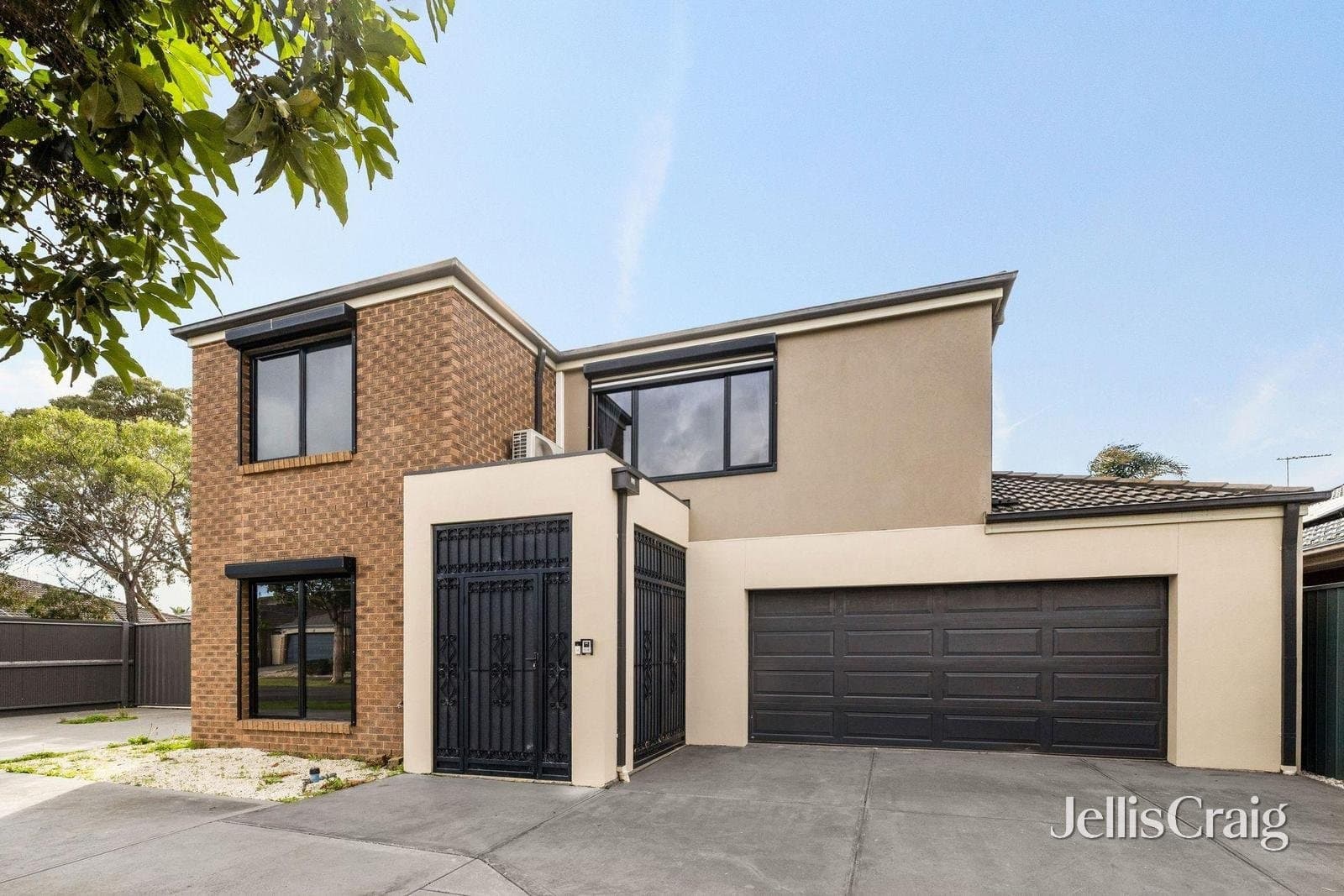 23 Dunbarrim Avenue, Cairnlea, Cairnlea - Thumbnail 2