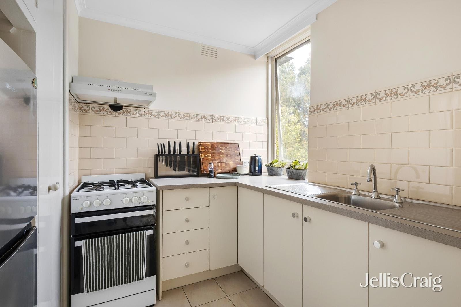 19/4 Gordon Grove, South Yarra, South Yarra - Thumbnail 3