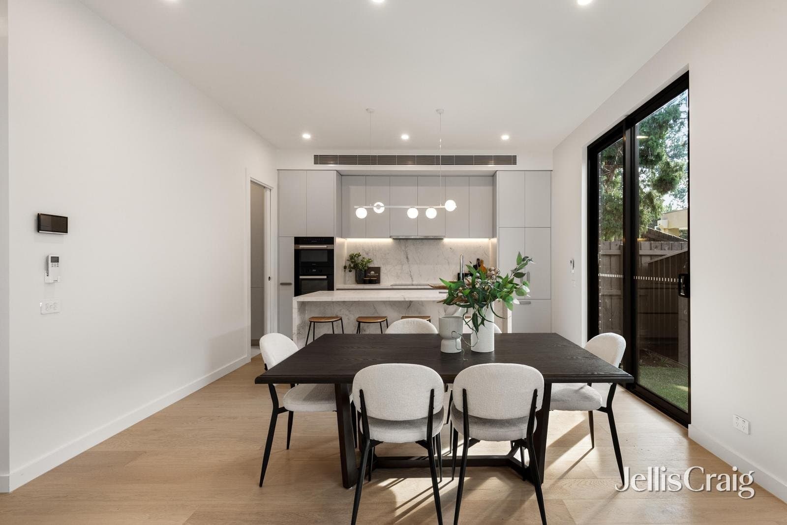 2/18 Evelina Street, Balwyn, Balwyn - Thumbnail 4