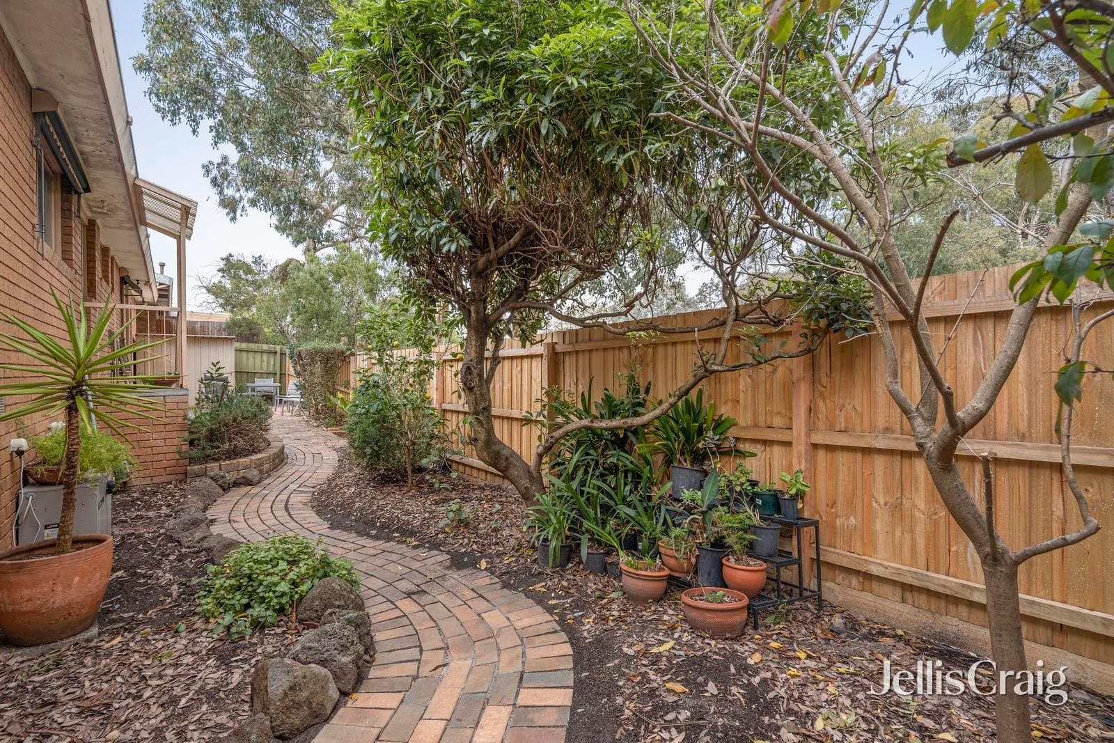 4/15-17 Roger Street, Doncaster East, Doncaster East - Image 1