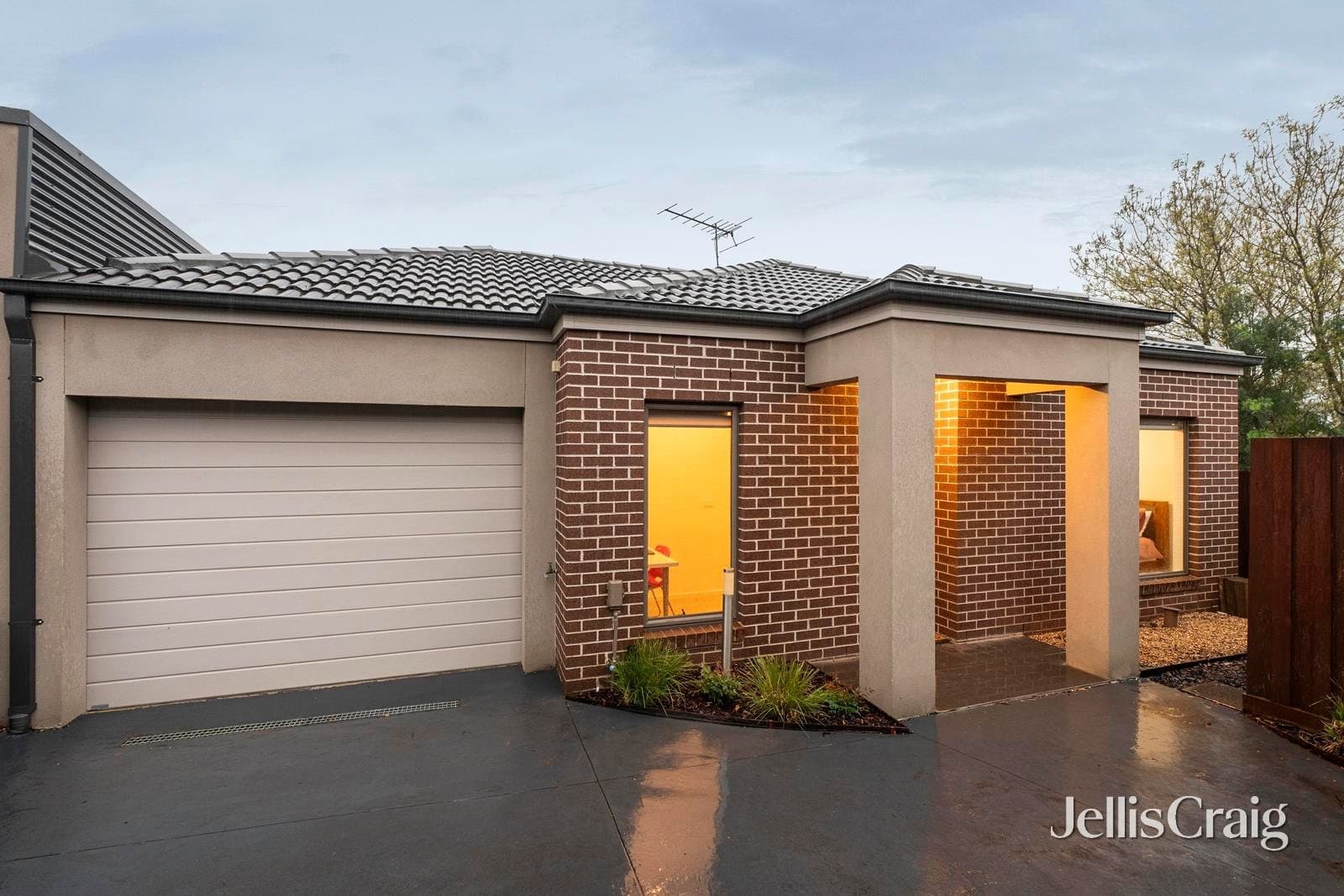 11/7 Ridge Road, Whittlesea, Whittlesea - Thumbnail 2