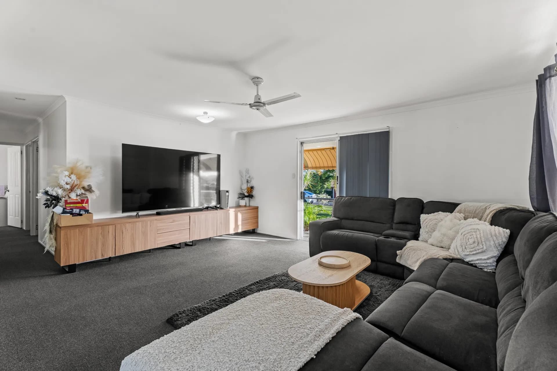 51 Lenthall Street, Aldershot, QLD, Aldershot - Thumbnail 2