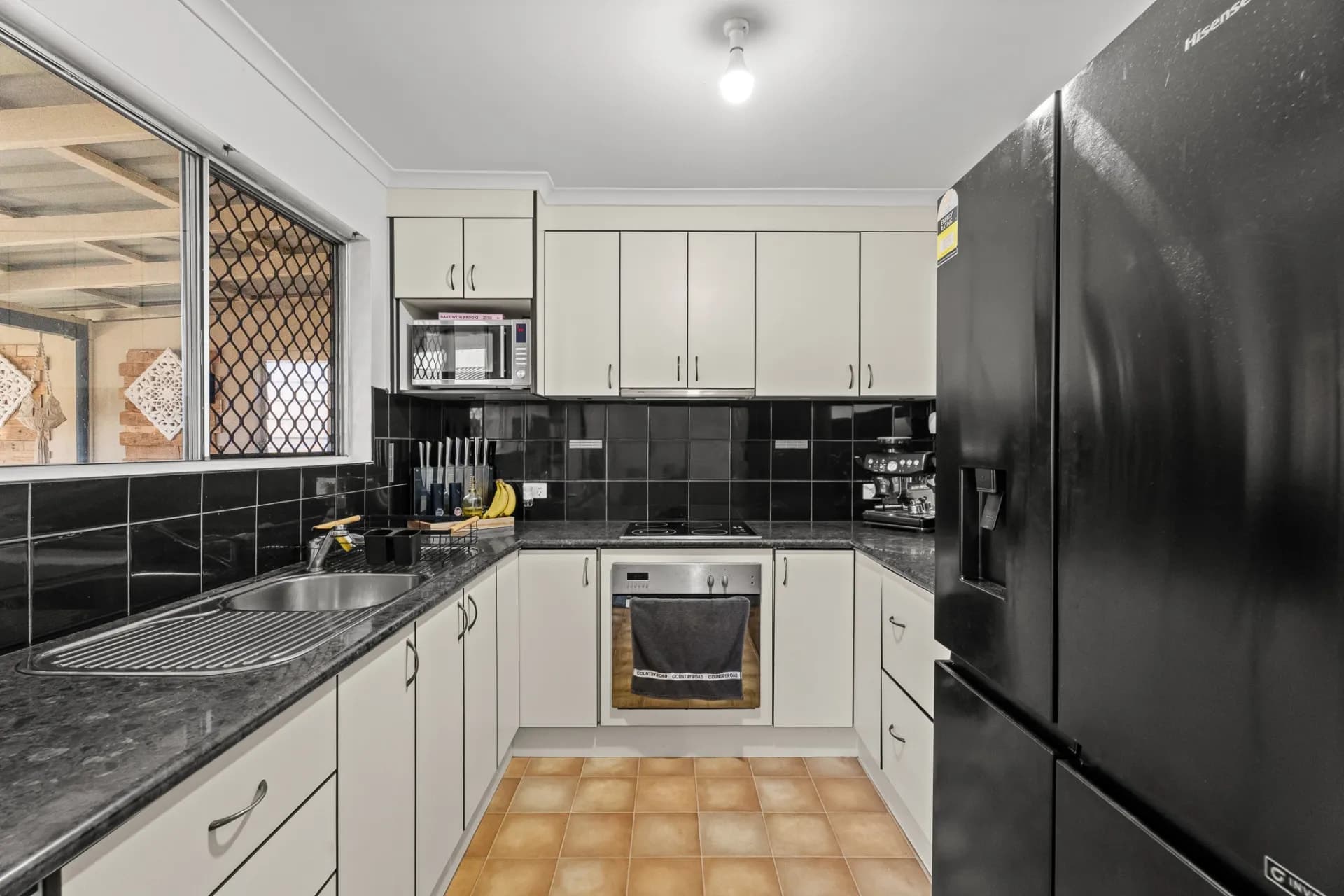 51 Lenthall Street, Aldershot, QLD, Aldershot - Thumbnail 3