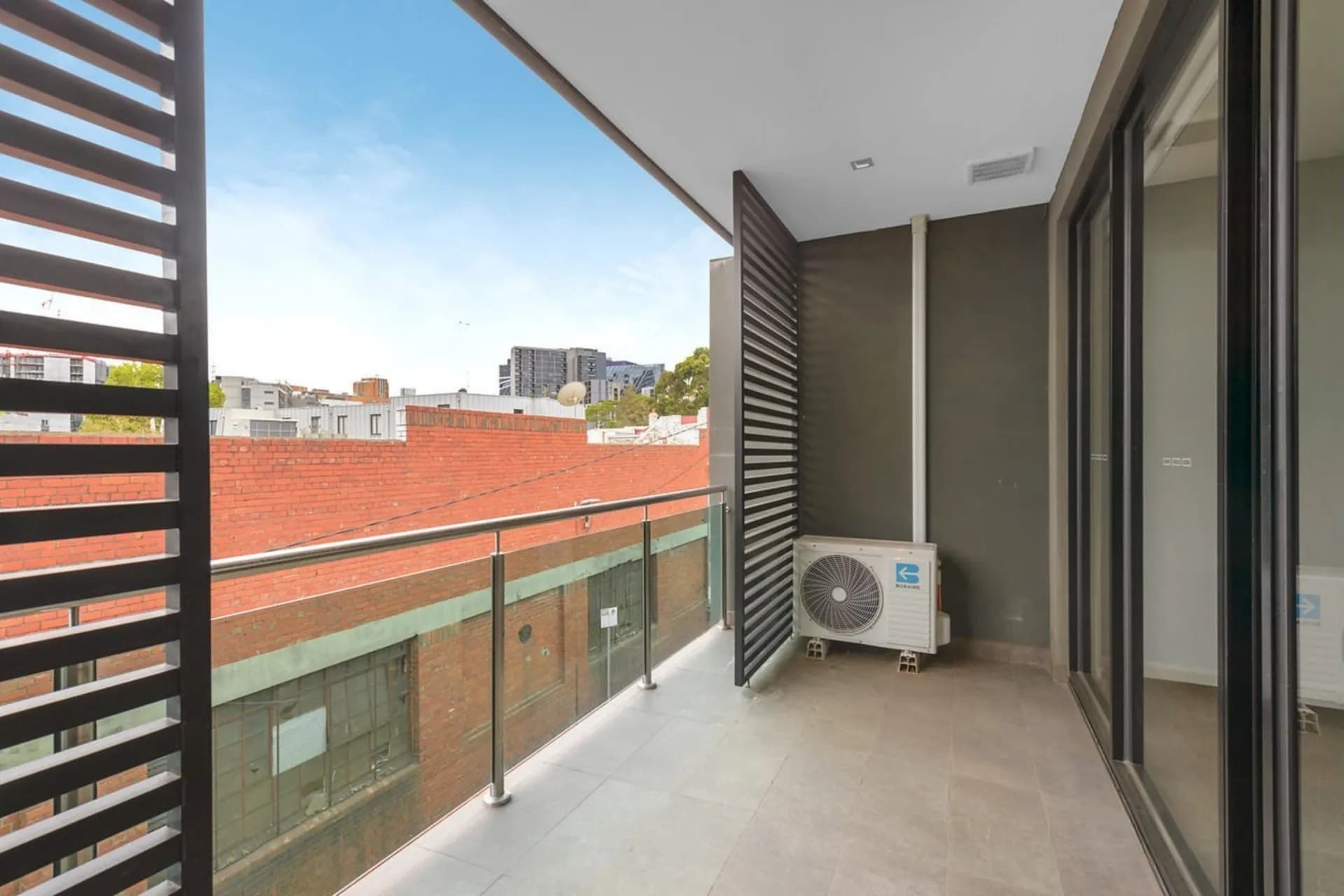 211/25 Byron  Street, North Melbourne, VIC, North Melbourne - Thumbnail 2