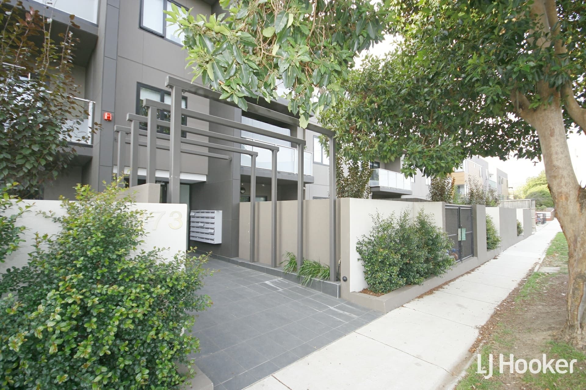 101/373-377 Burwood Highway, Burwood, Burwood - Thumbnail 2