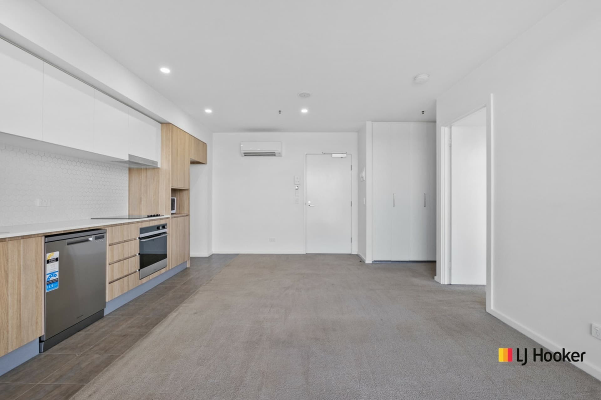 58/1 Anthony Rolfe Avenue, Gungahlin, Gungahlin - Thumbnail 6