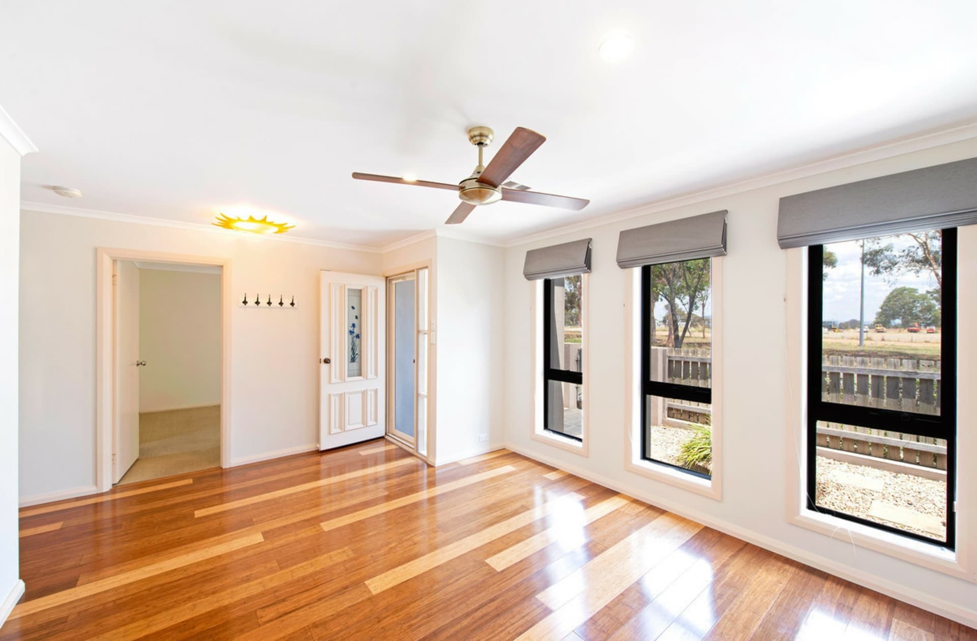 187 Anthony Rolfe Avenue, Gungahlin, Gungahlin - Thumbnail 4