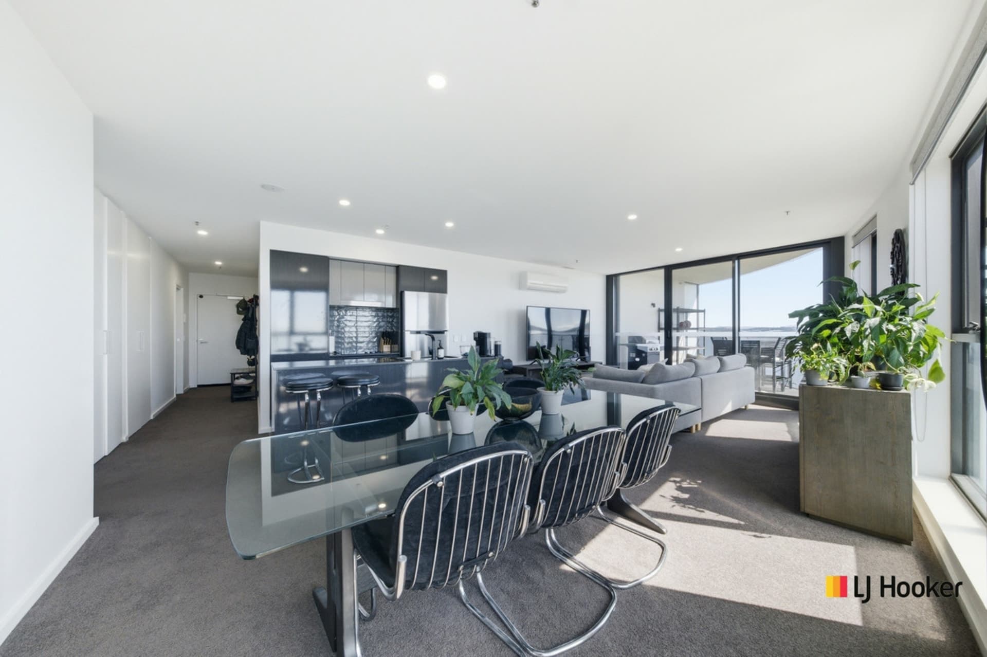 373/1 Anthony Rolfe Avenue, Gungahlin, Gungahlin - Thumbnail 4