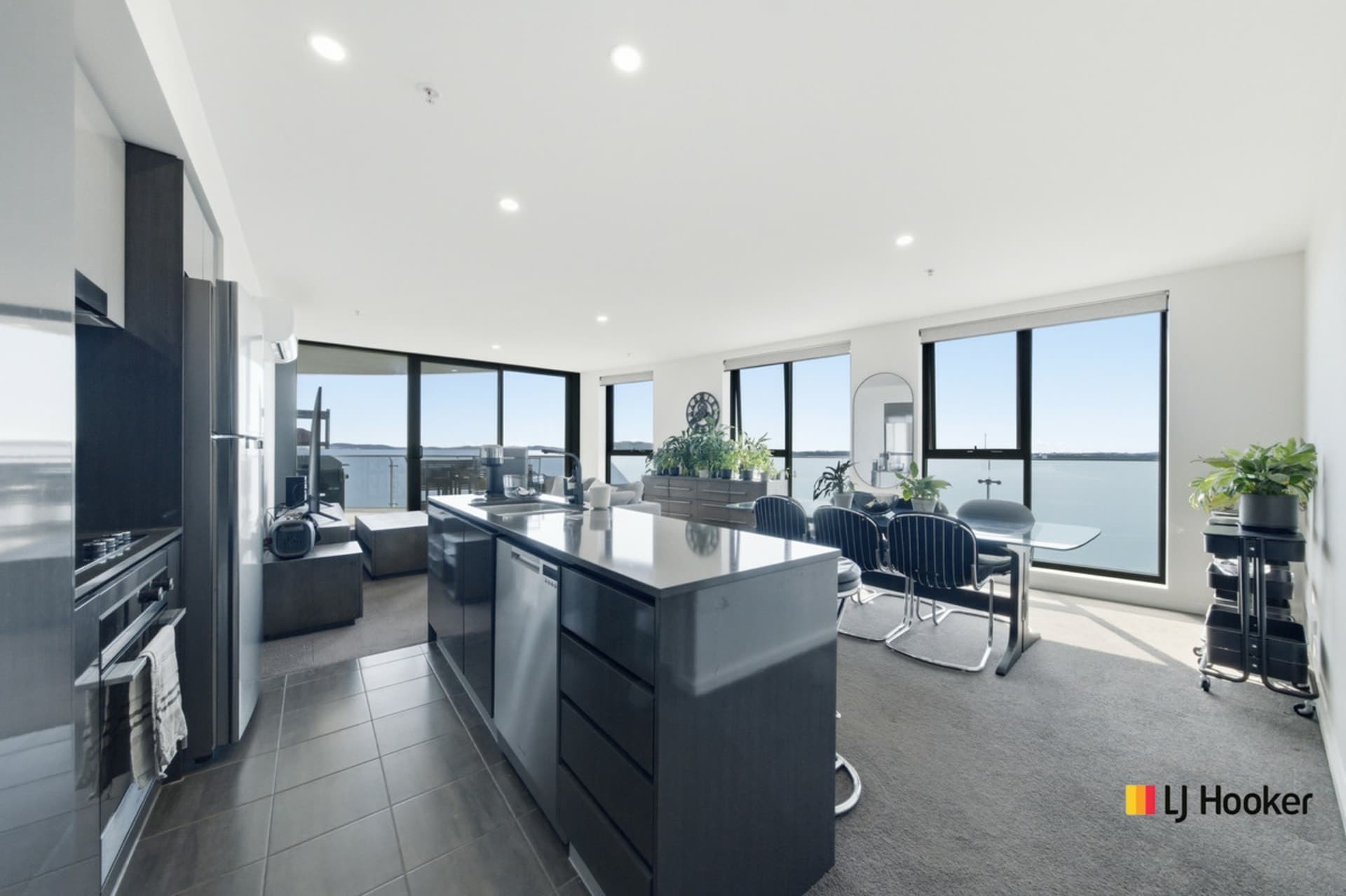 373/1 Anthony Rolfe Avenue, Gungahlin, Gungahlin - Thumbnail 6