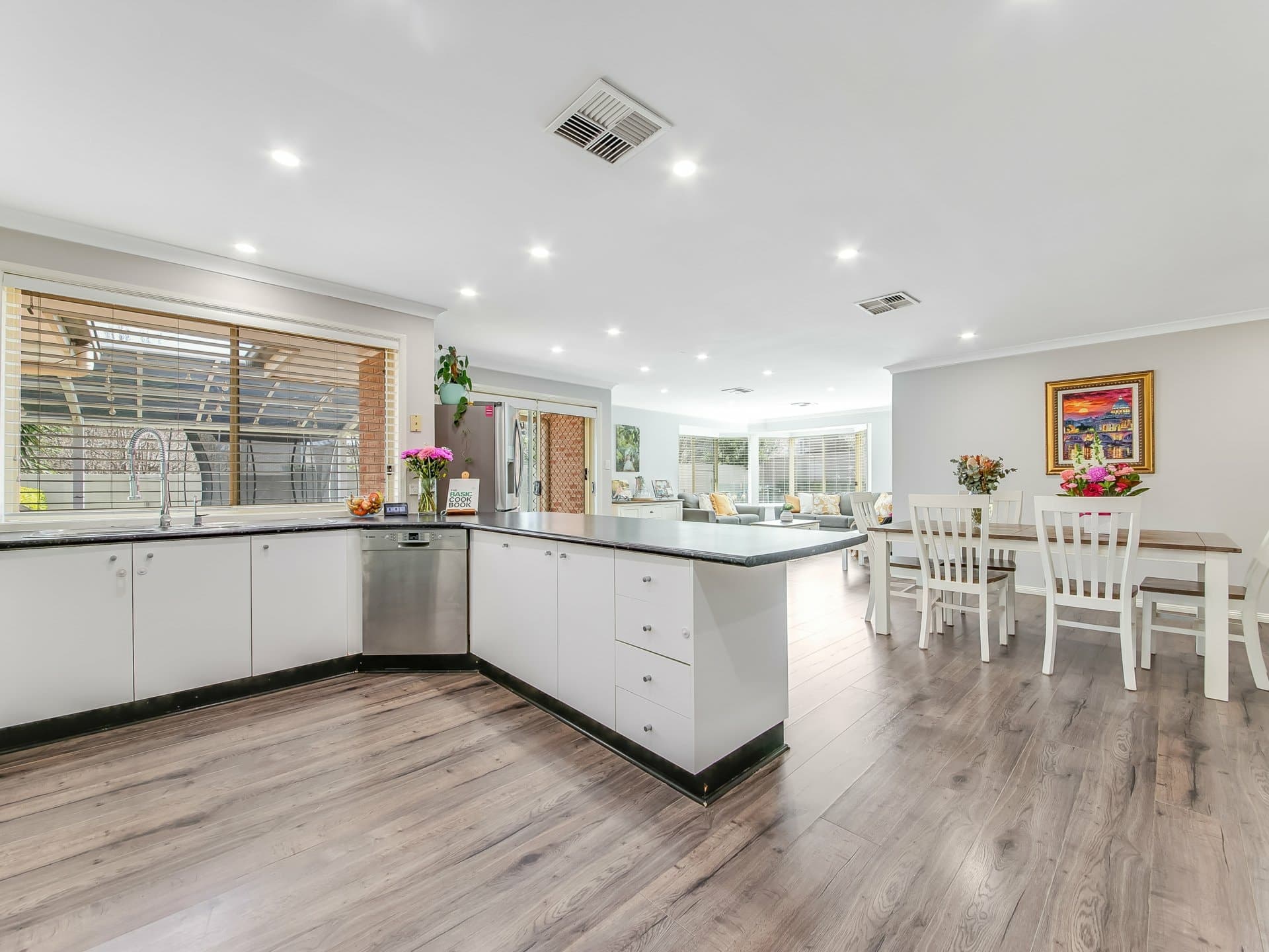 76 Bradley Drive, Harrington Park, Harrington Park - Thumbnail 4