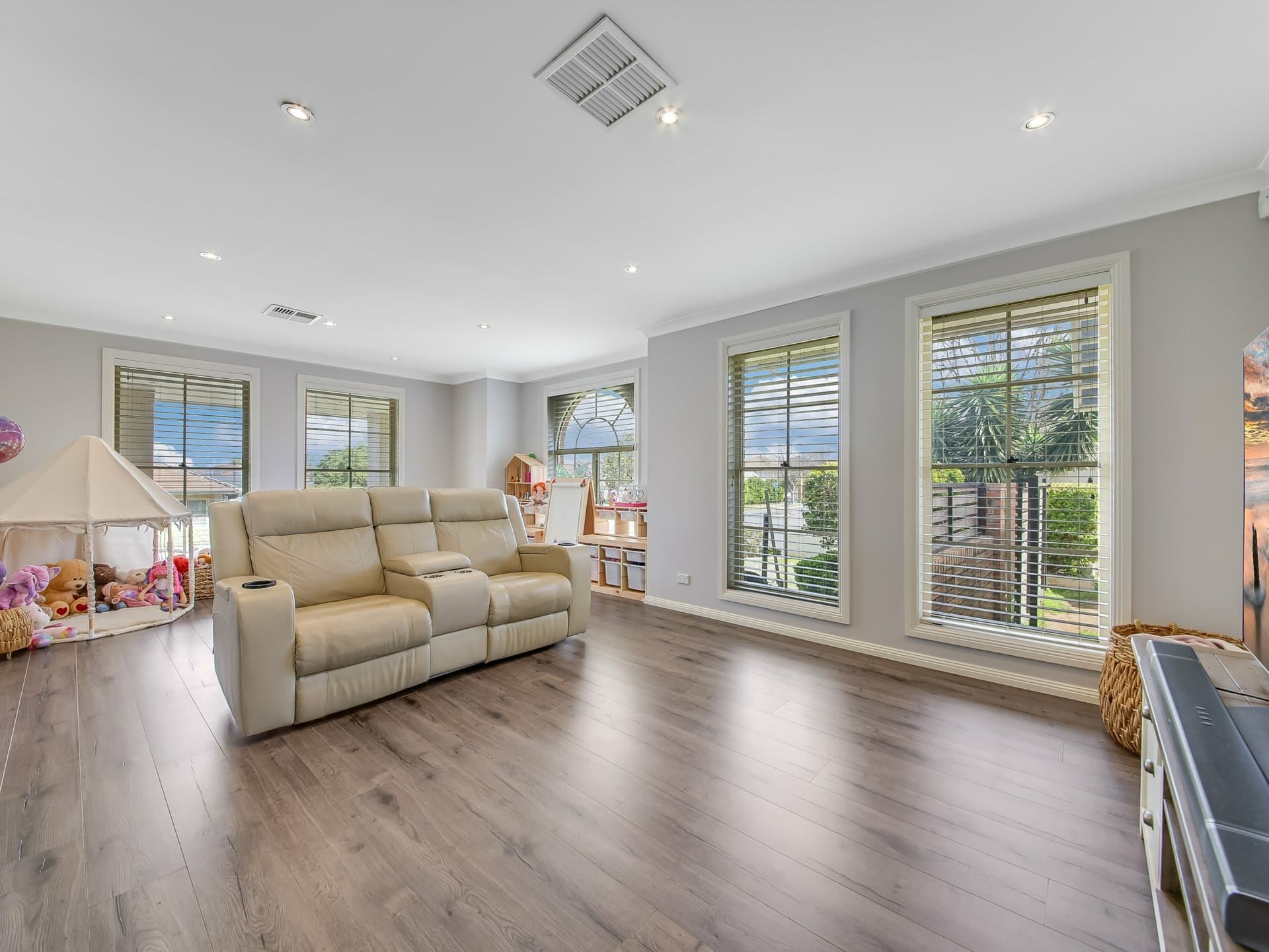 76 Bradley Drive, Harrington Park, Harrington Park - Thumbnail 8