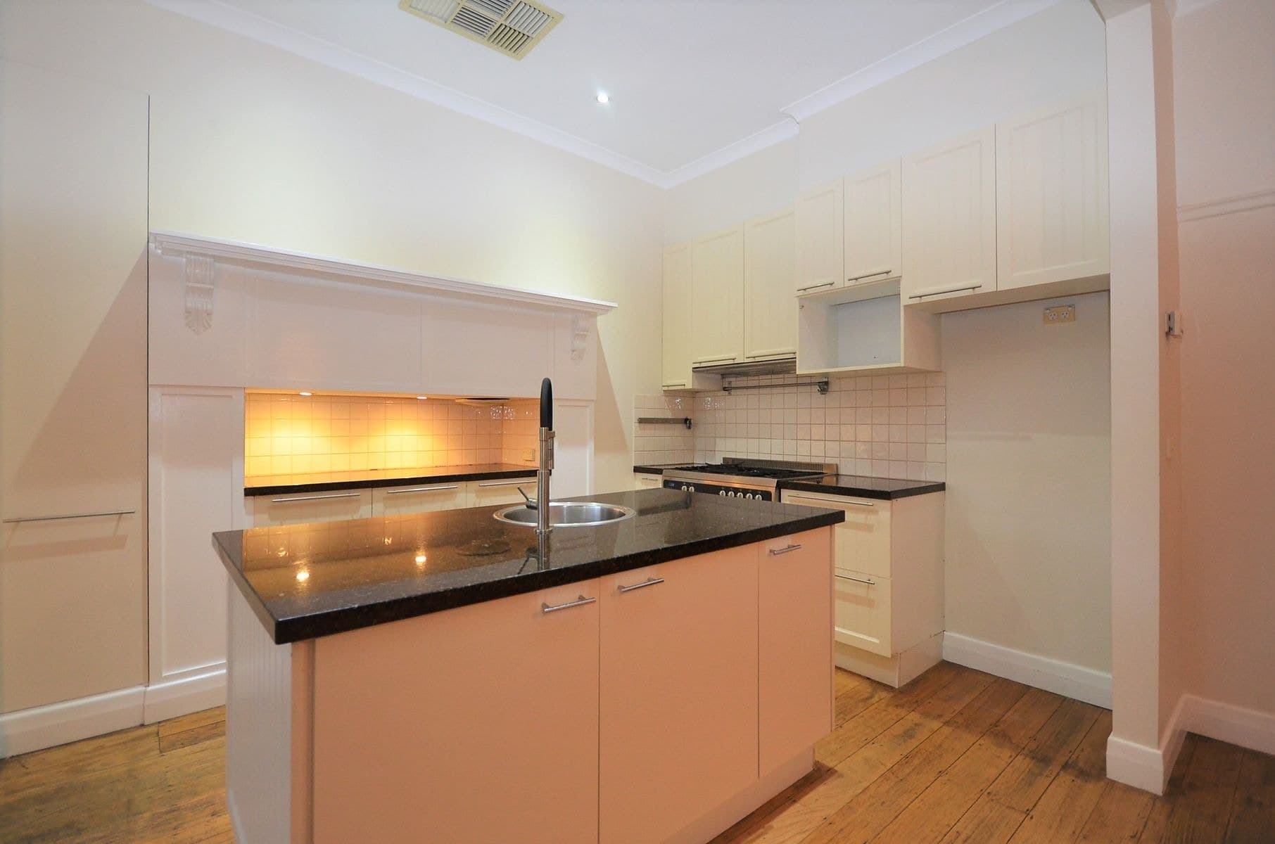 1 Townsend Street, Kennington VIC 3550, Kennington - Thumbnail 2