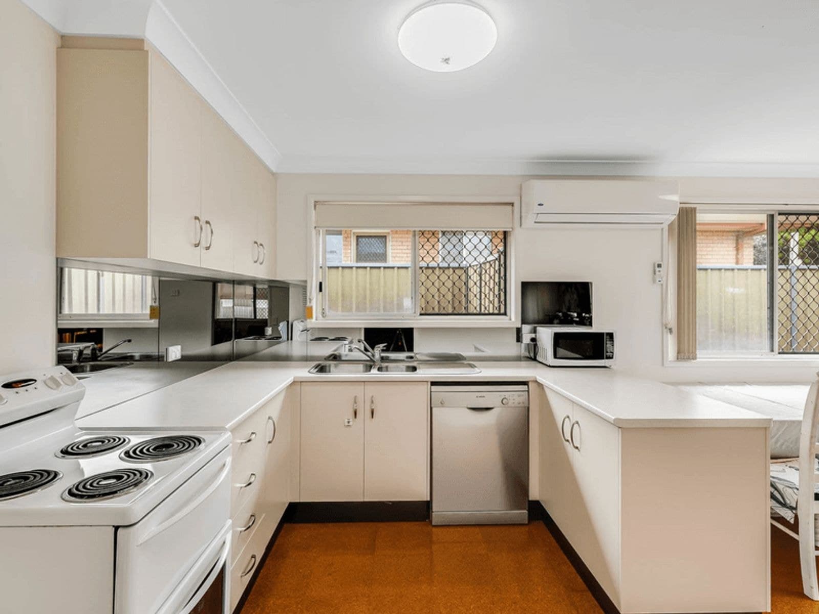 1B Atkinson Street, South Toowoomba QLD 4350, South Toowoomba - Thumbnail 2