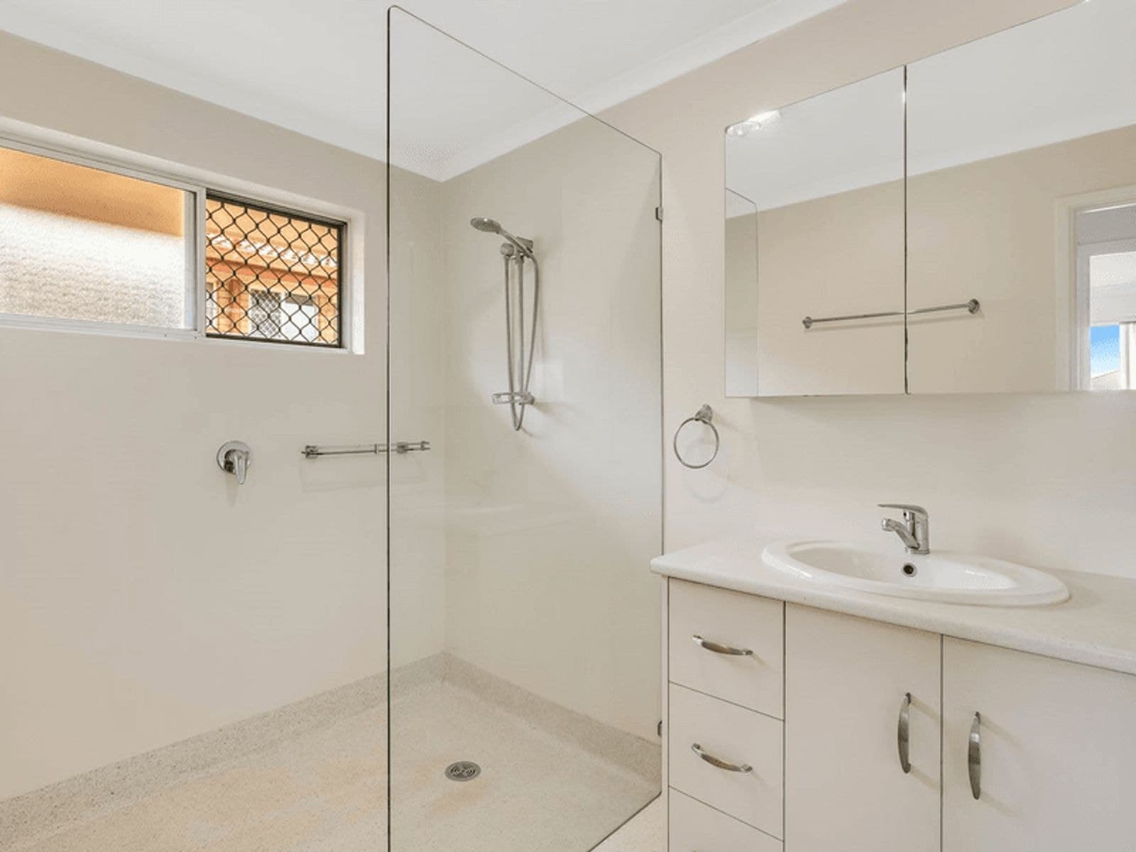 1B Atkinson Street, South Toowoomba QLD 4350, South Toowoomba - Thumbnail 7