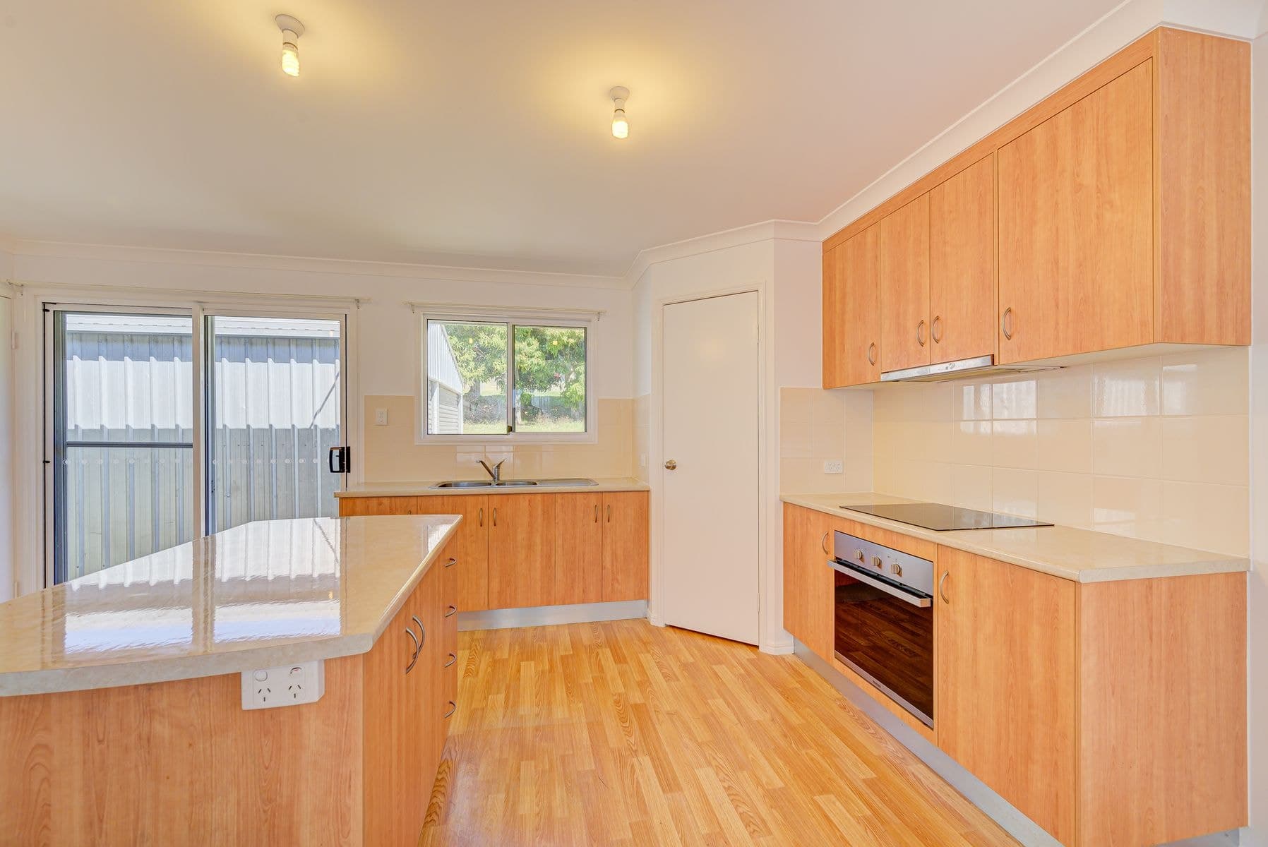 2/25 May Street, Gin Gin QLD 4671, Gin Gin - Image 1
