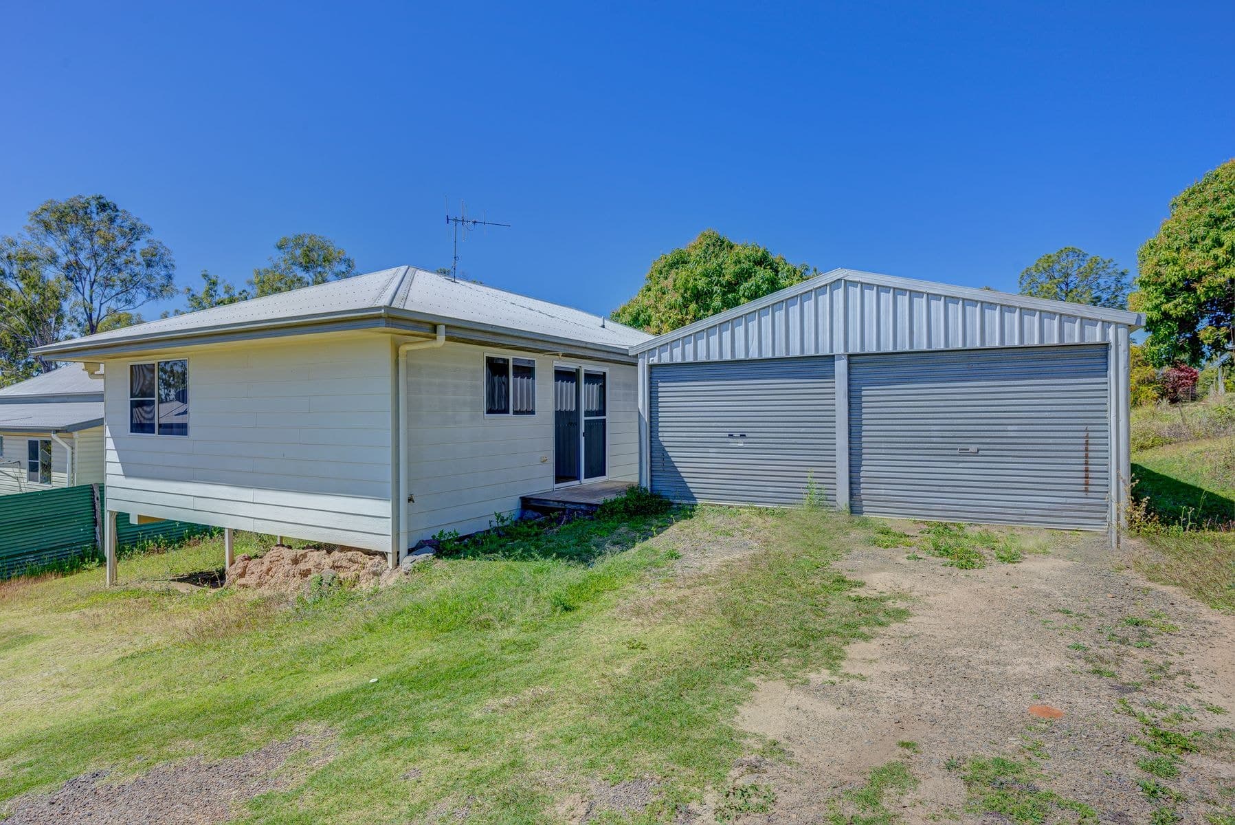 2/25 May Street, Gin Gin QLD 4671, Gin Gin - Thumbnail 2