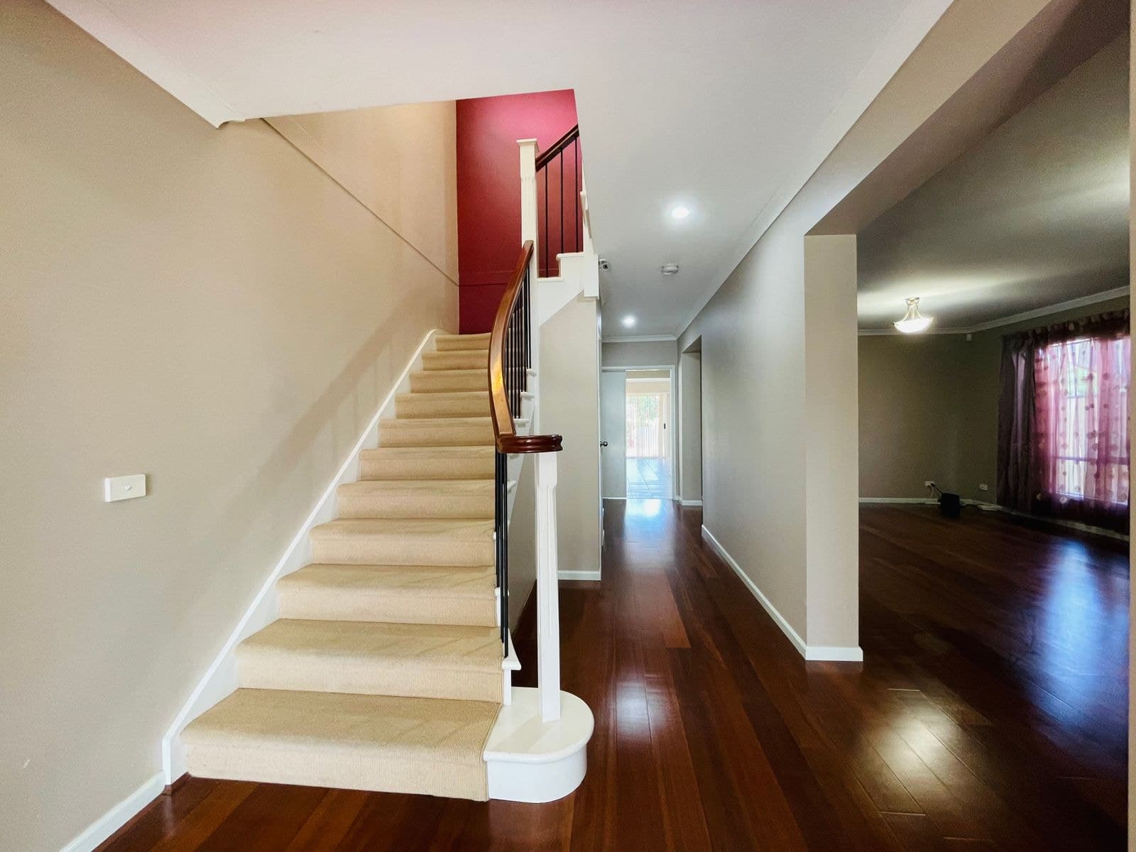 27 Santander Crescent, Point Cook VIC 3030, Point Cook - Thumbnail 3