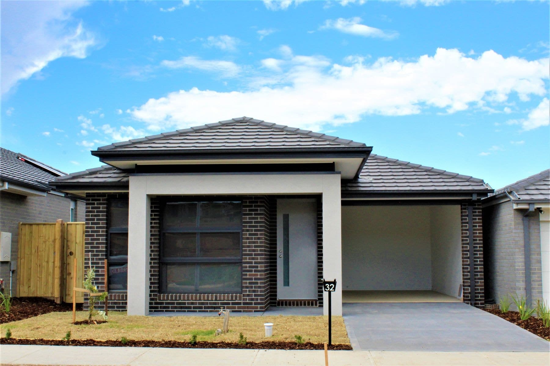 32 Horsetail Way, Drouin VIC 3818, Drouin - Thumbnail 2