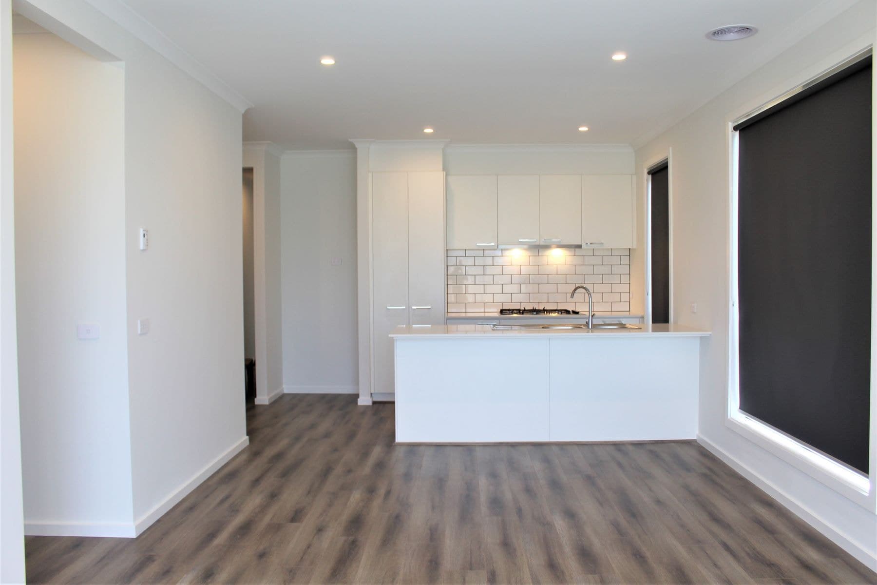 32 Horsetail Way, Drouin VIC 3818, Drouin - Thumbnail 4
