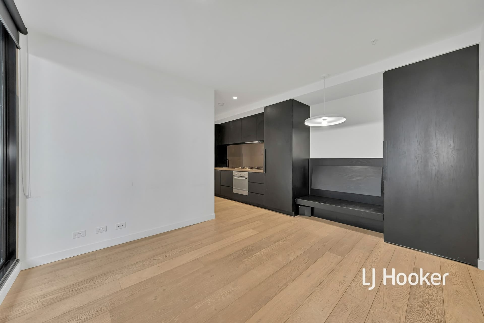 2410/81 A'Beckett Street, Melbourne, Melbourne - Thumbnail 4