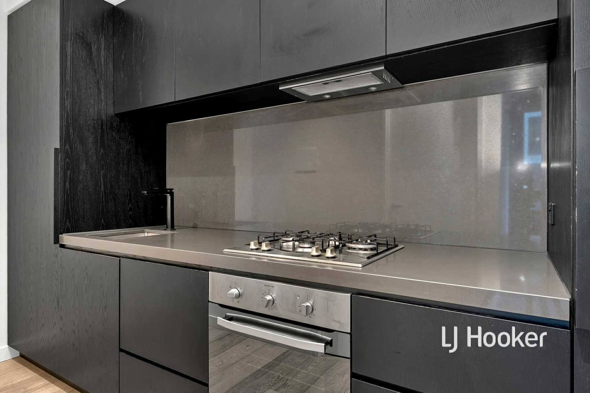 2410/81 A'Beckett Street, Melbourne, Melbourne - Thumbnail 7