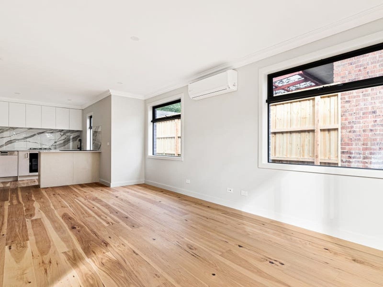 4/108 Manningham Road, Bulleen VIC 3105, Bulleen - Thumbnail 2