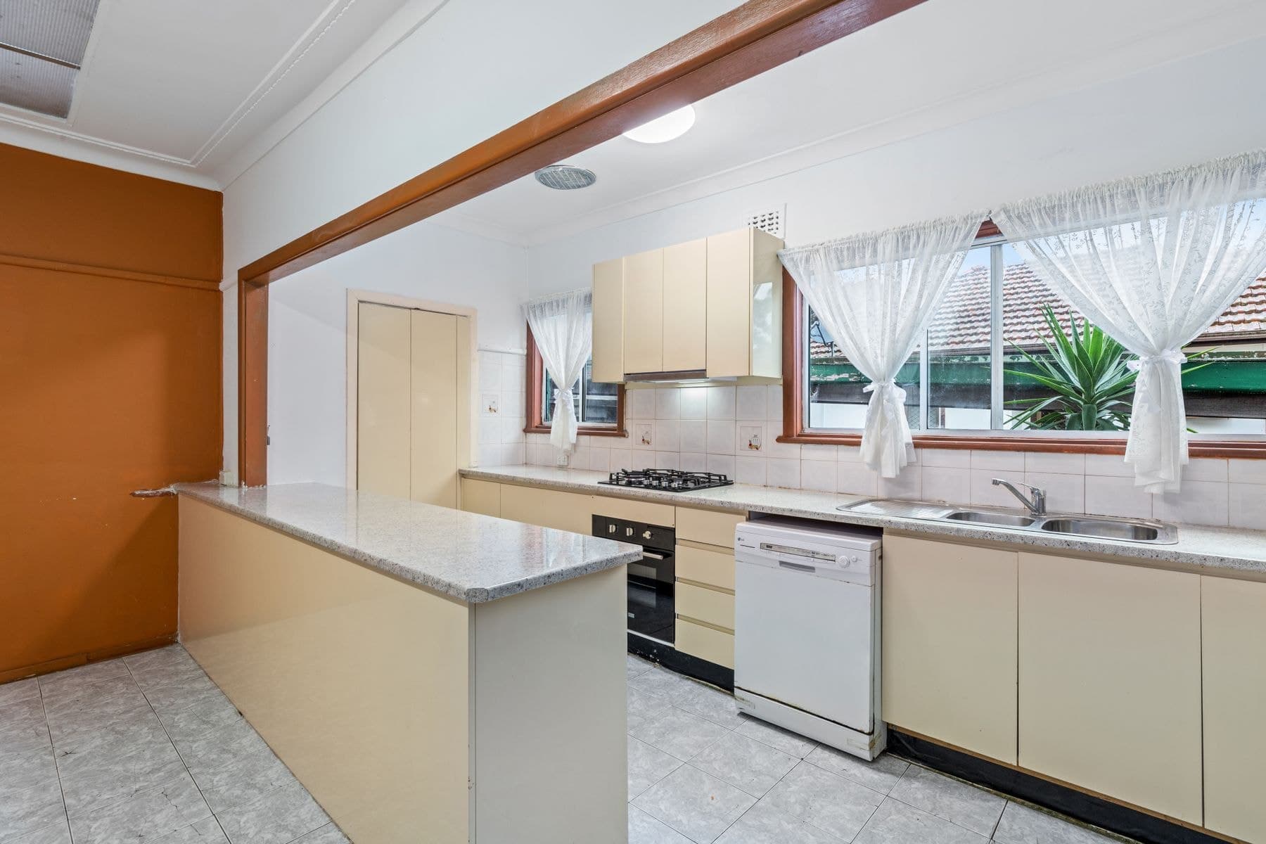 99 Faraday Road, Padstow NSW 2211, Padstow - Thumbnail 2