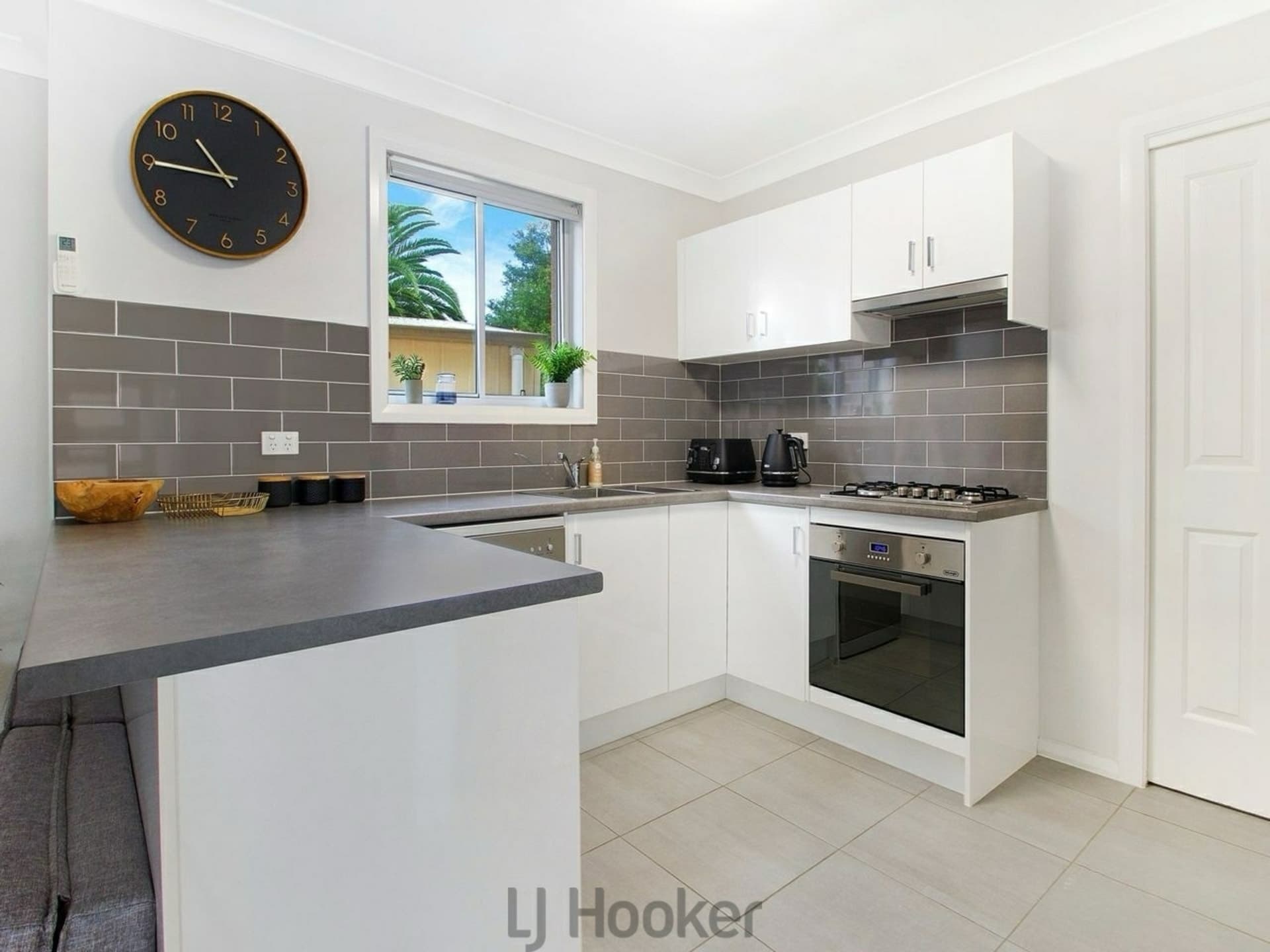 10/31-33 Helen Street, Mount Hutton, Mount Hutton - Thumbnail 4