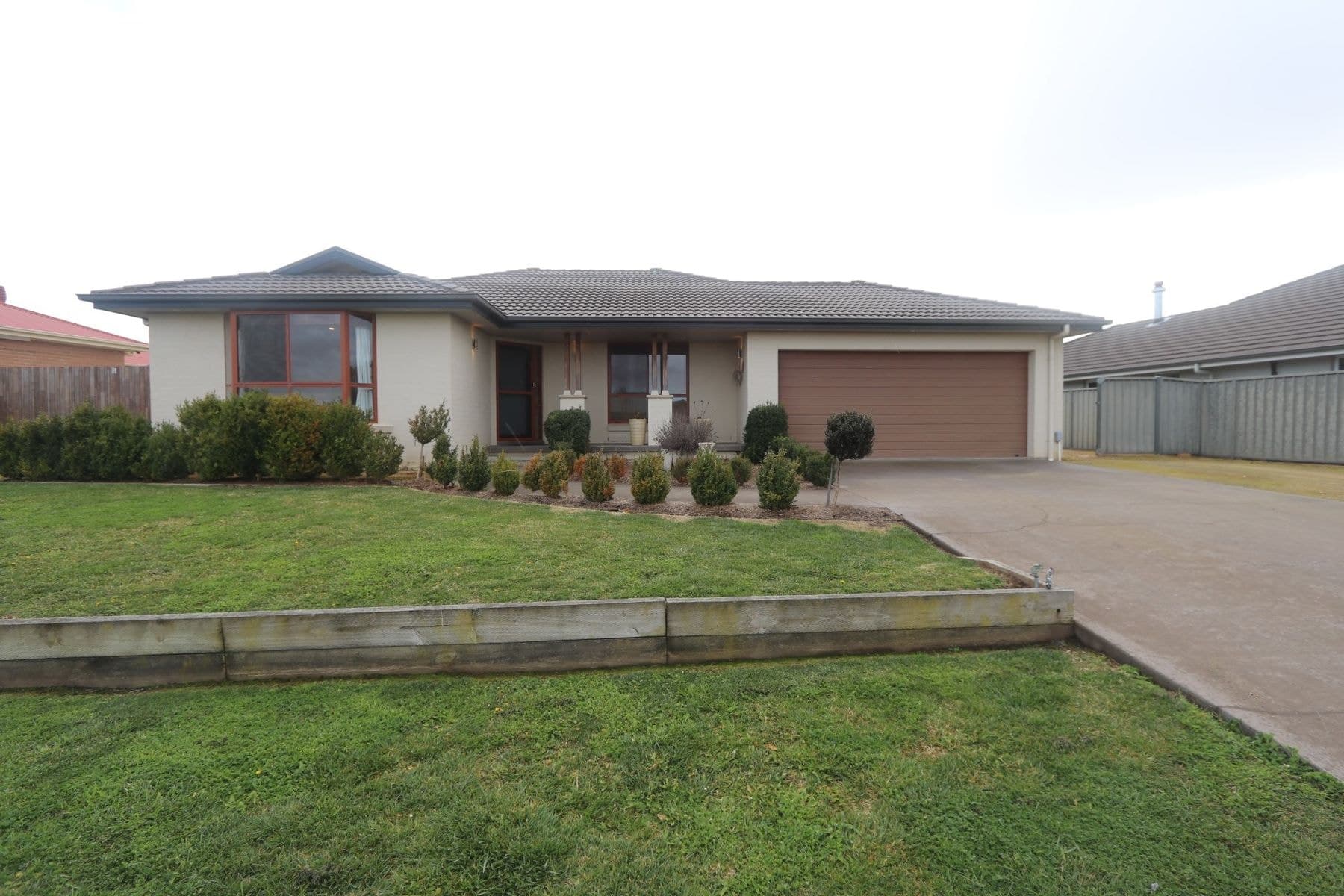 11 Hazelwood Place, Goulburn NSW 2580, Goulburn - Image 1