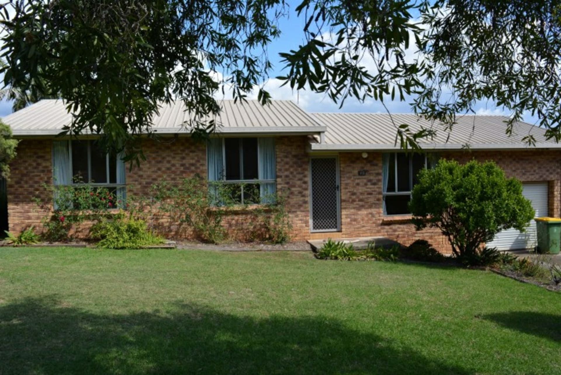 112 Hursley Road, Newtown, Newtown - Image 1