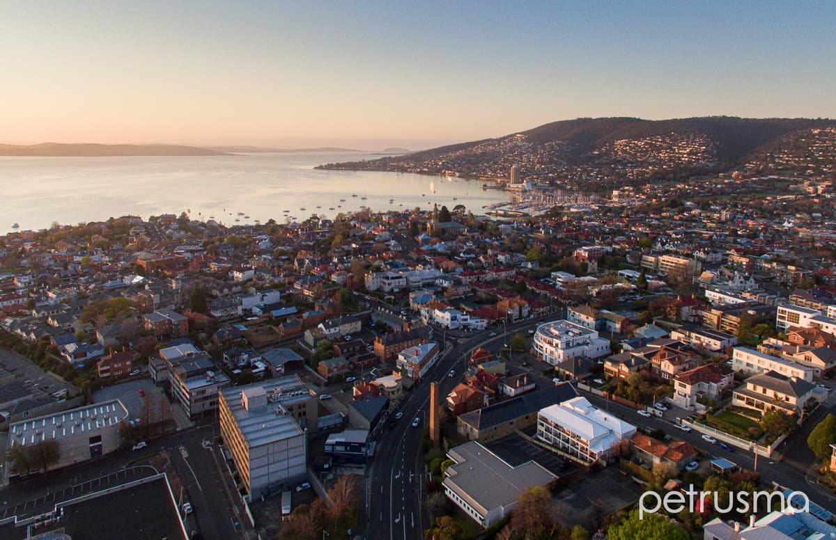 201 / 123 Hampden Road Battery Point TAS 7004, Battery Point - Thumbnail 5