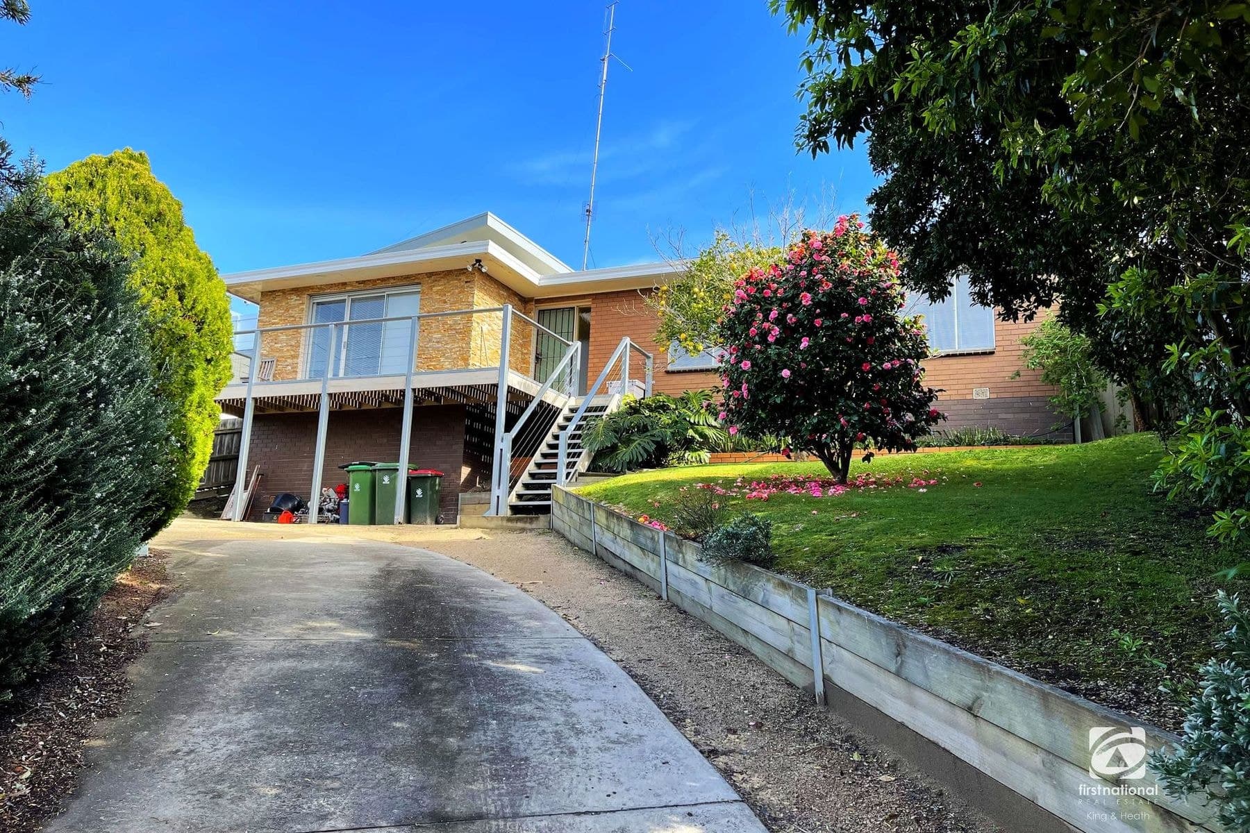 2 Dargo Street, Lakes Entrance VIC 3909, Lakes Entrance - Image 1