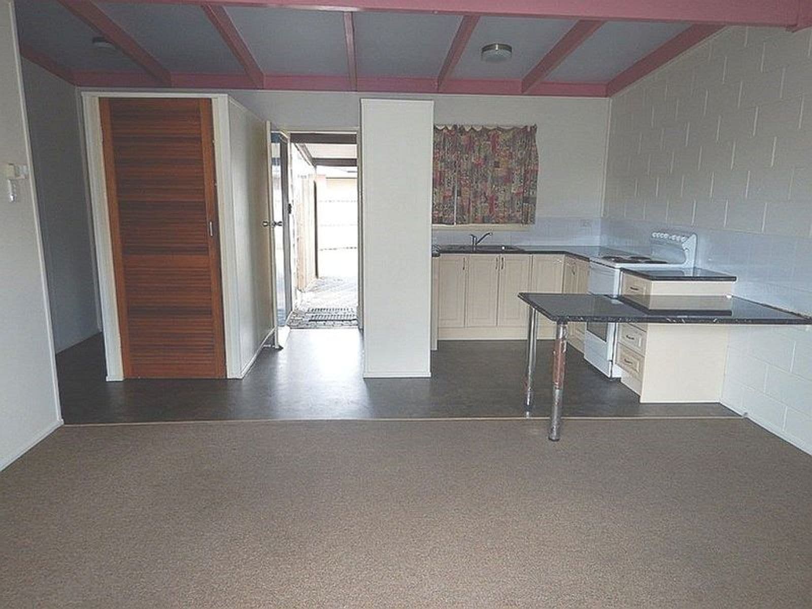 8/11 Prospect Street, Mackay QLD 4740, Mackay - Thumbnail 2