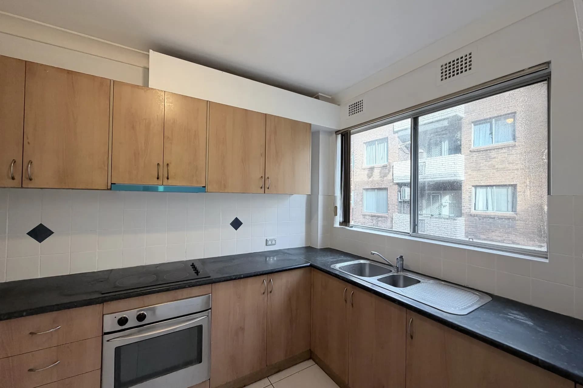 3/34 GOULBURN Street, Liverpool, NSW, Liverpool - Thumbnail 4