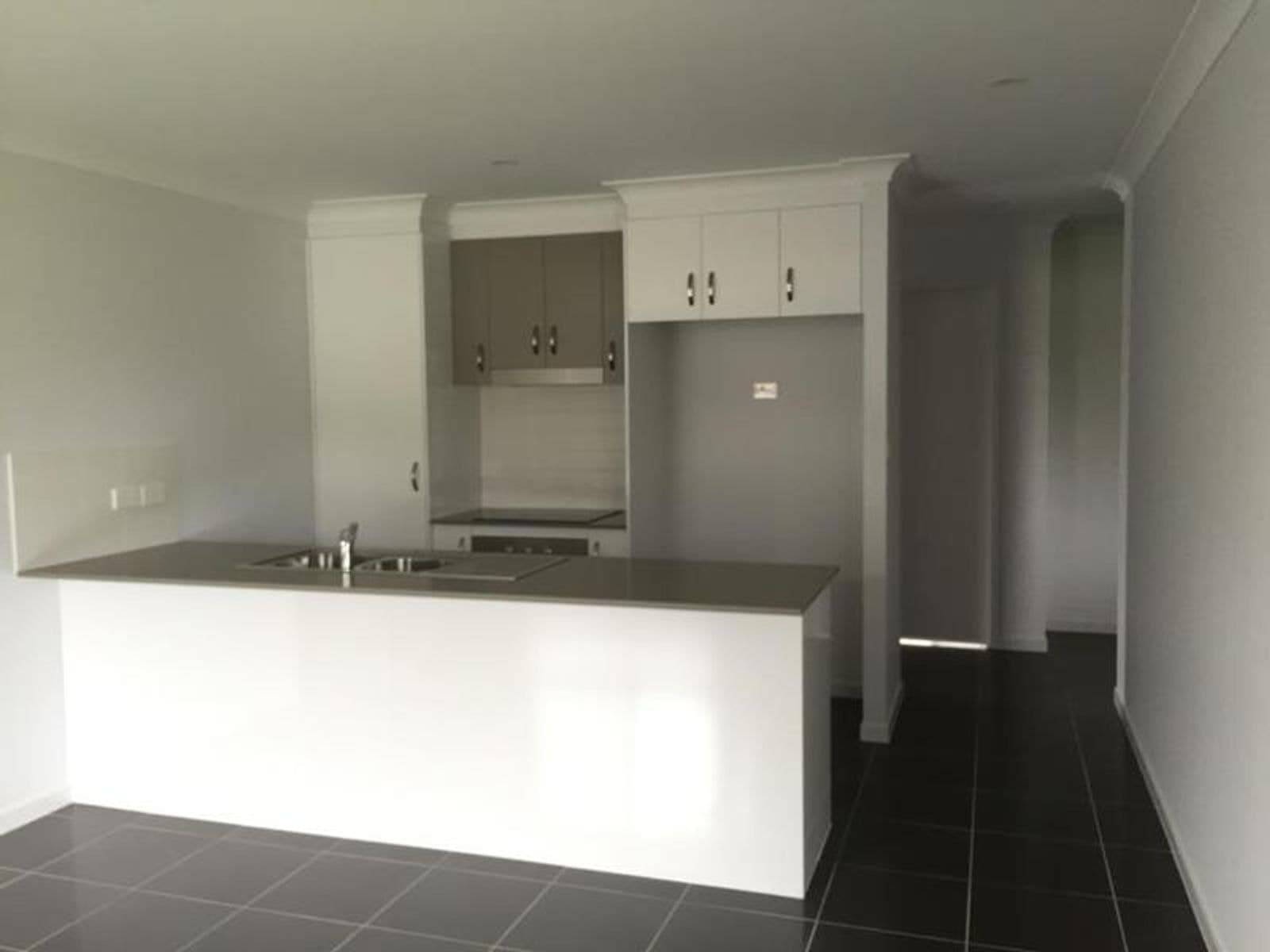 8 Beatrice Close, Armidale NSW 2350, Armidale - Thumbnail 4