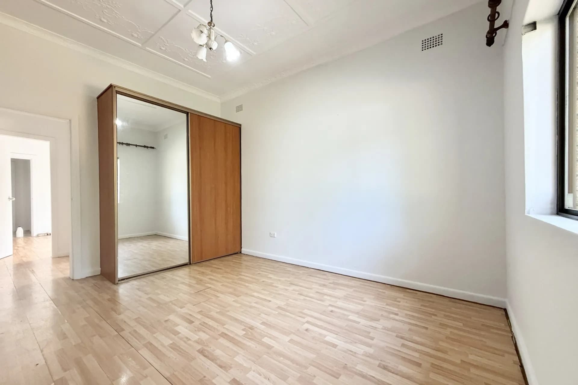 65 Courallie Avenue, Homebush West, NSW, Homebush West - Thumbnail 4