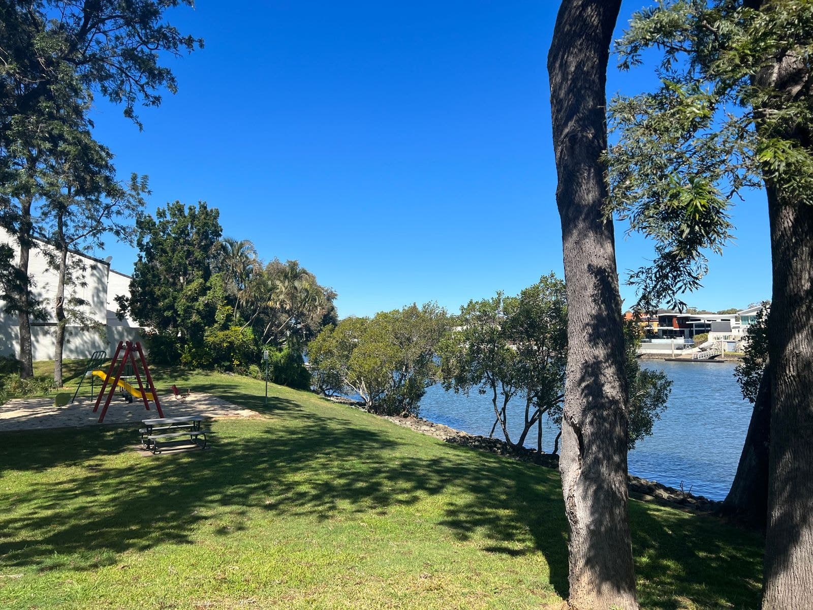 25/7 Campbell Street, Bundall QLD 4217, Bundall - Thumbnail 3