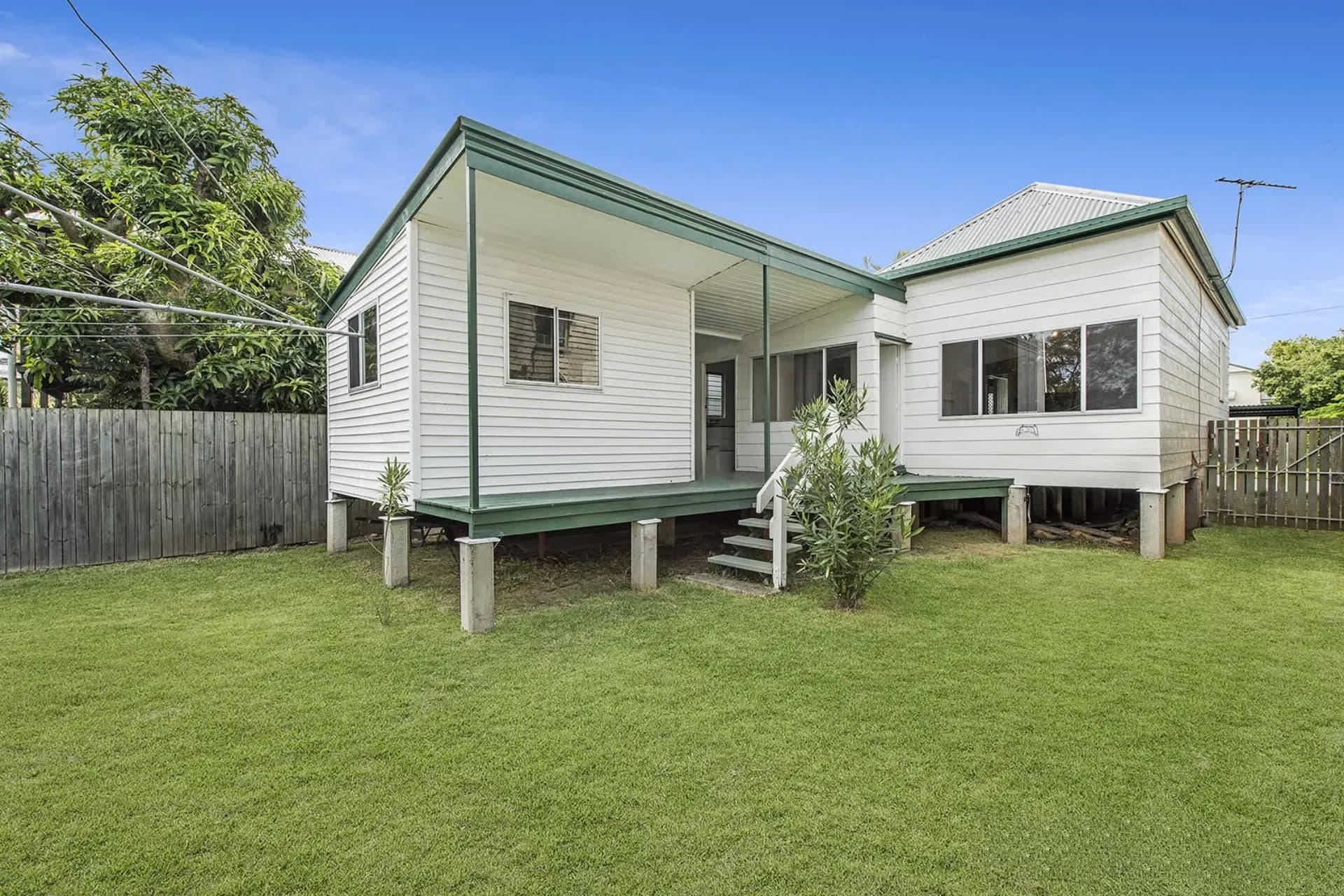 16 Gilpin Street, Shorncliffe, QLD, Shorncliffe - Thumbnail 7
