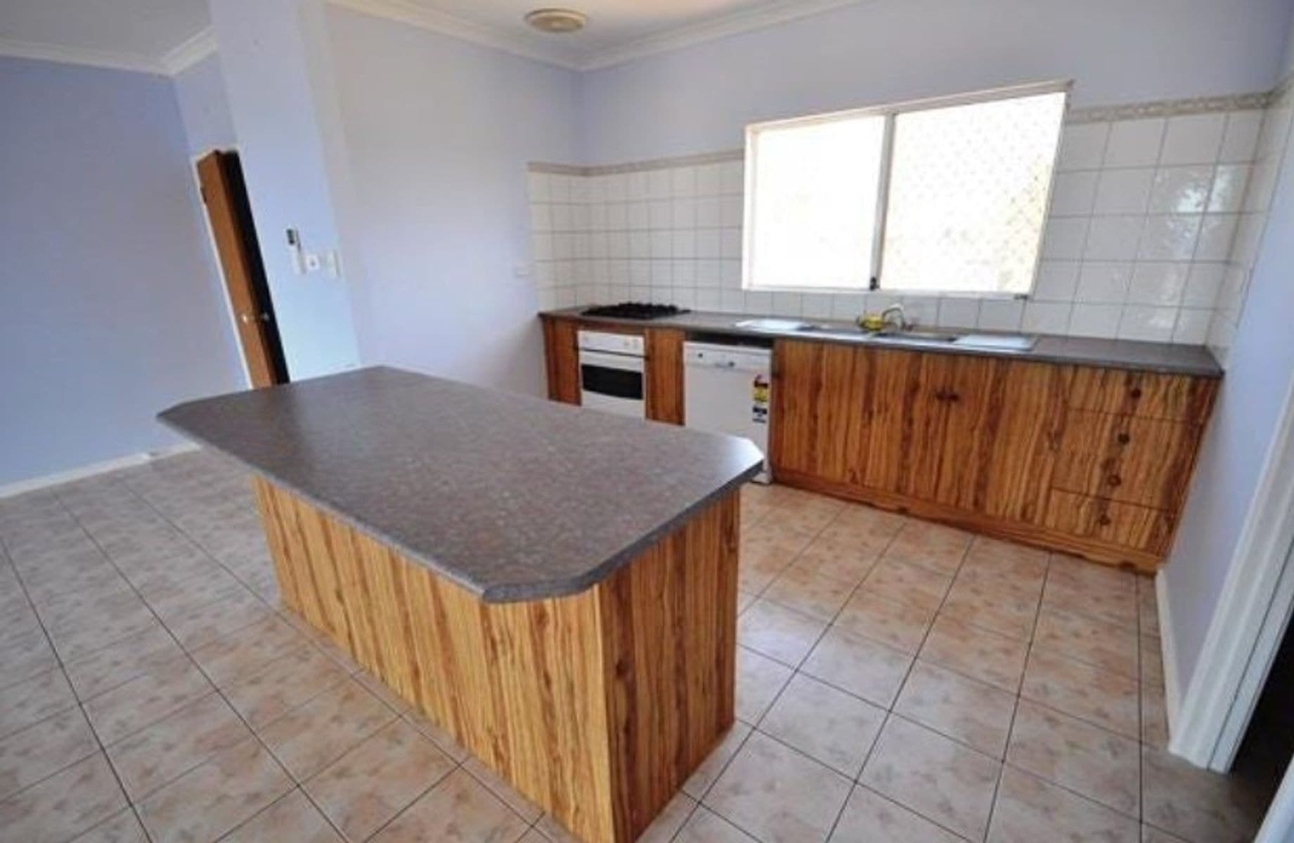 102A Sutherland Street, Port Hedland WA 6721, Port Hedland - Thumbnail 4