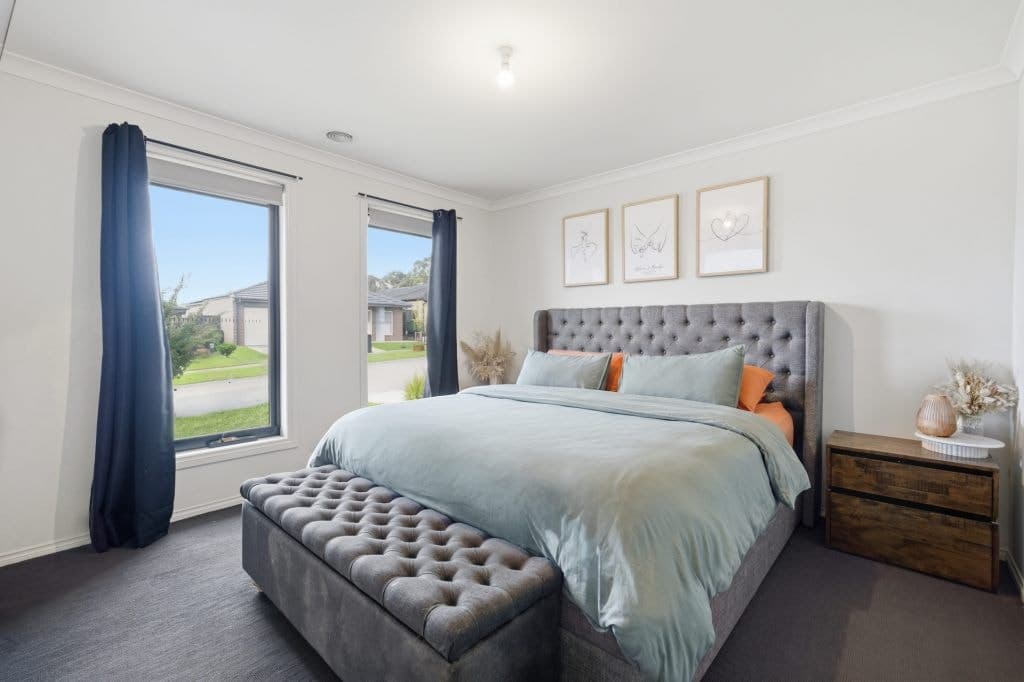 12 Snowbird Road, Pakenham - Image 1