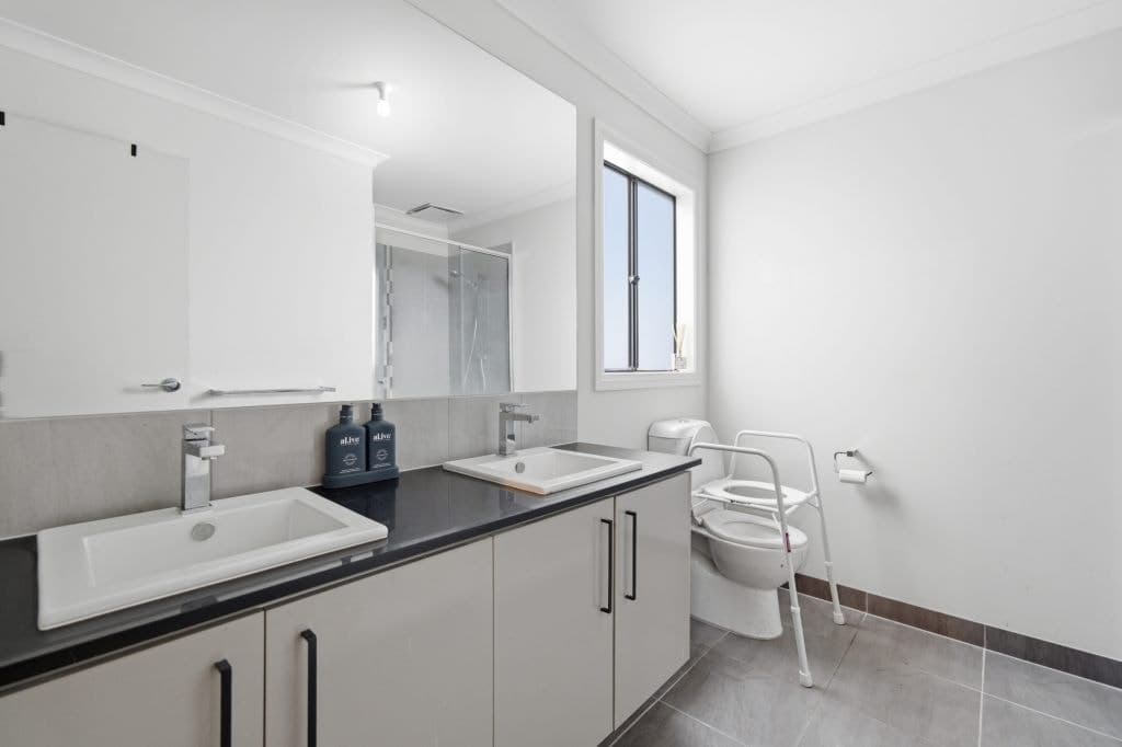 12 Snowbird Road, Pakenham - Thumbnail 2