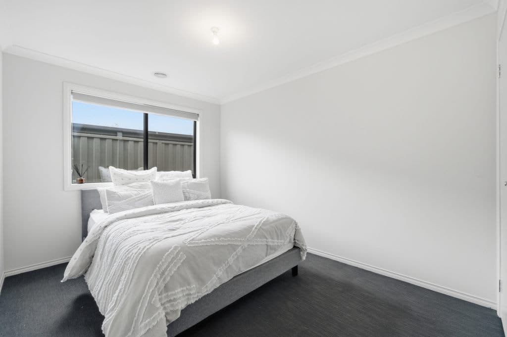 12 Snowbird Road, Pakenham - Thumbnail 3