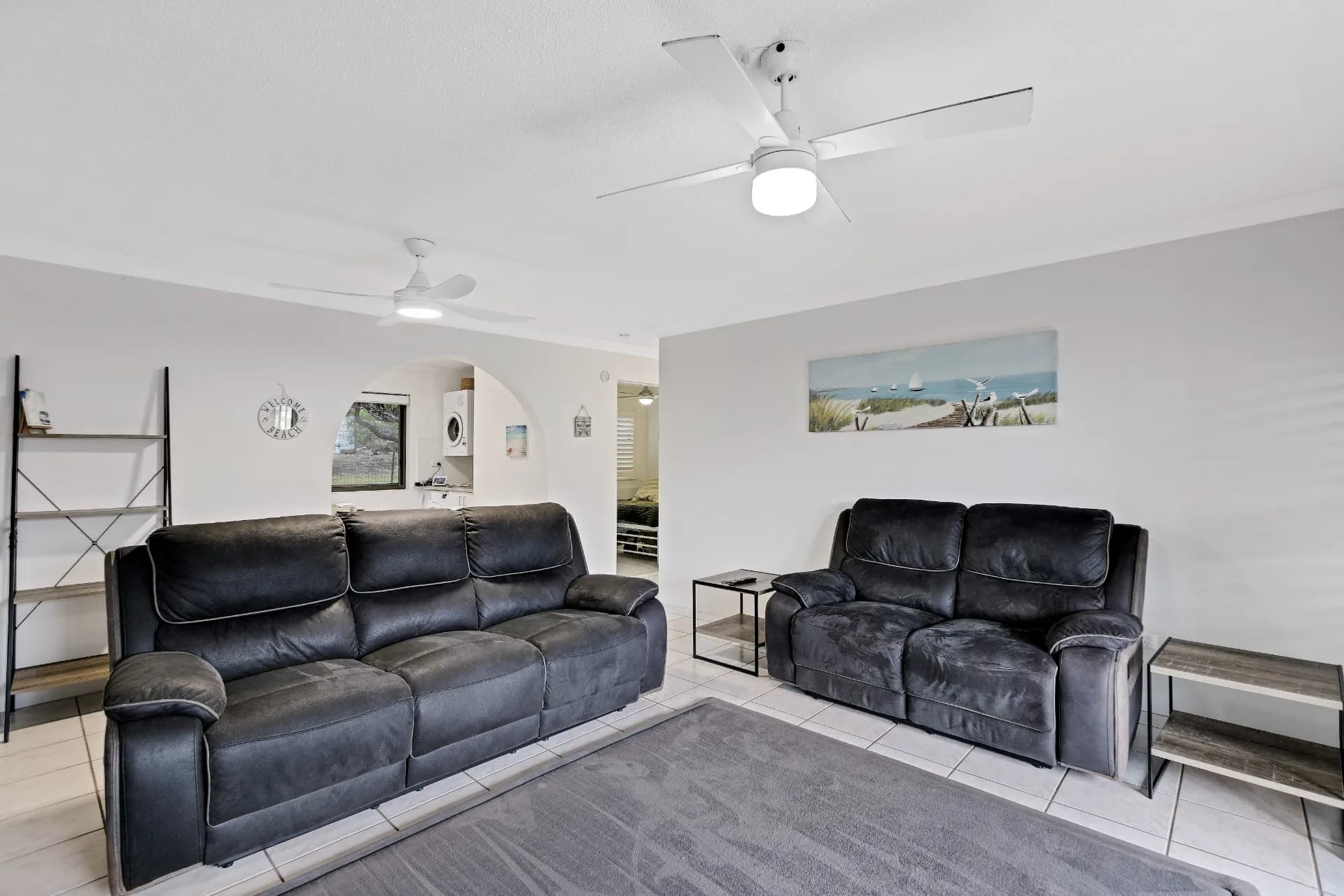 Unit 3/43 Lower Gay Terrace, Kings Beach, QLD, Kings Beach - Thumbnail 2