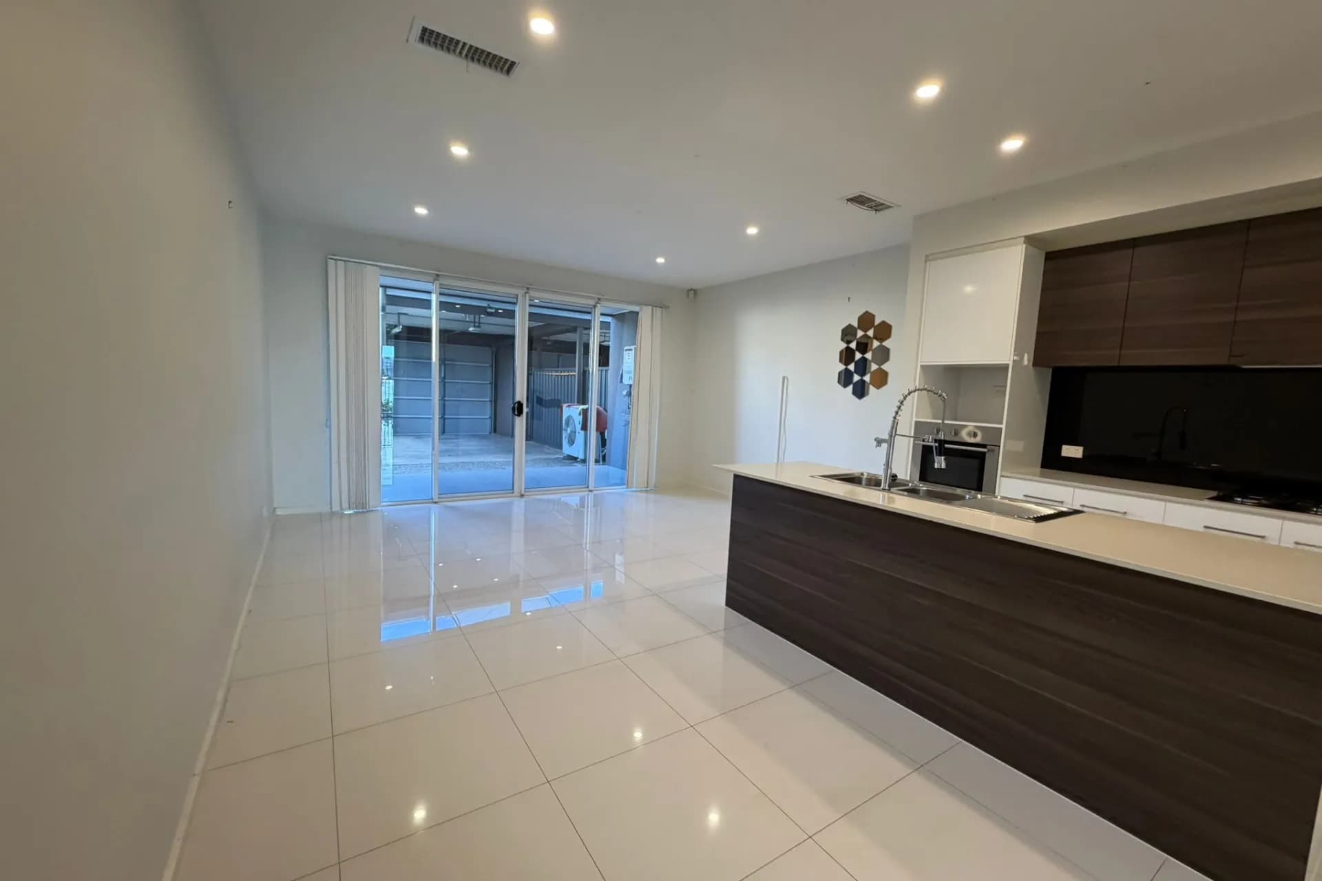 14B Chianti Lane, Mawson Lakes, SA, Mawson Lakes - Thumbnail 7