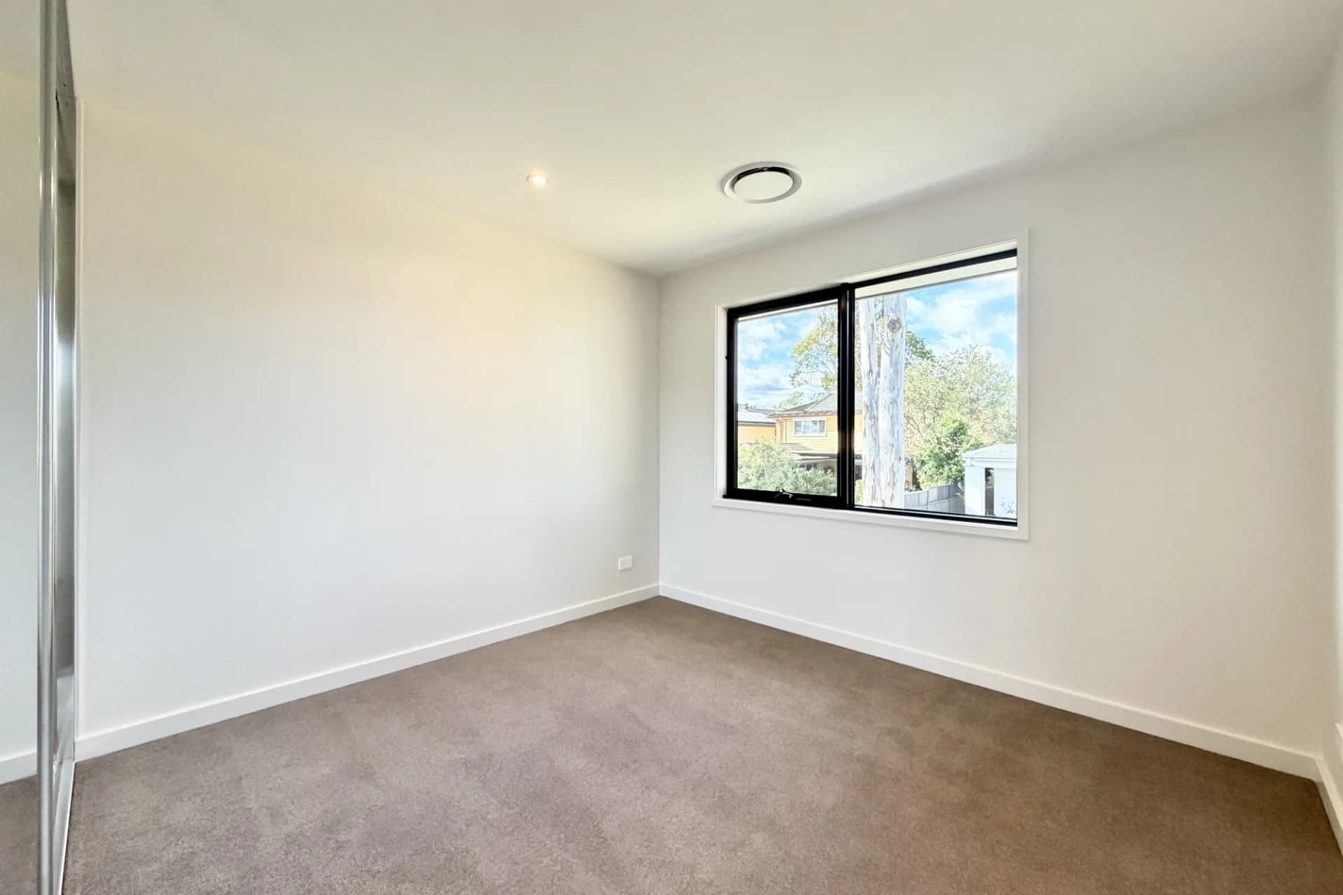 43 Saloop Road, Milperra, NSW, Milperra - Thumbnail 8