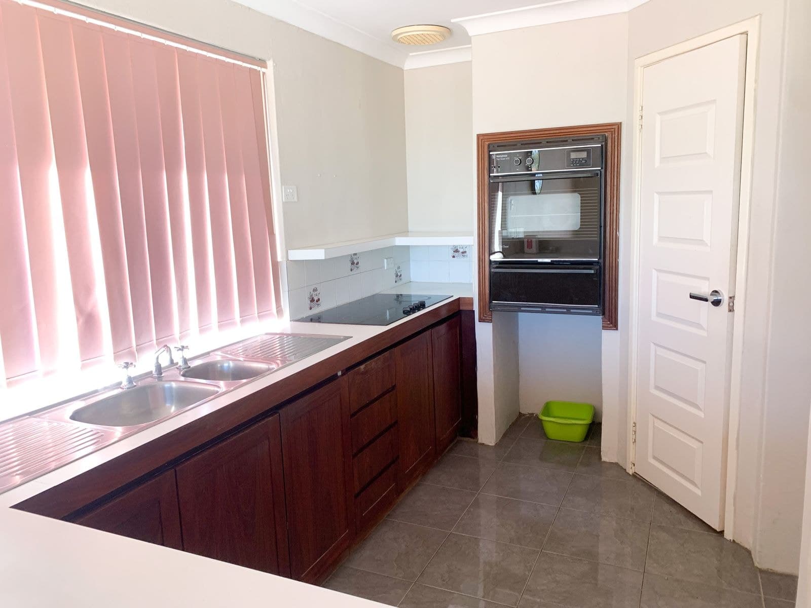 17 De Bernales Street, Hannans WA 6430, Hannans - Thumbnail 2