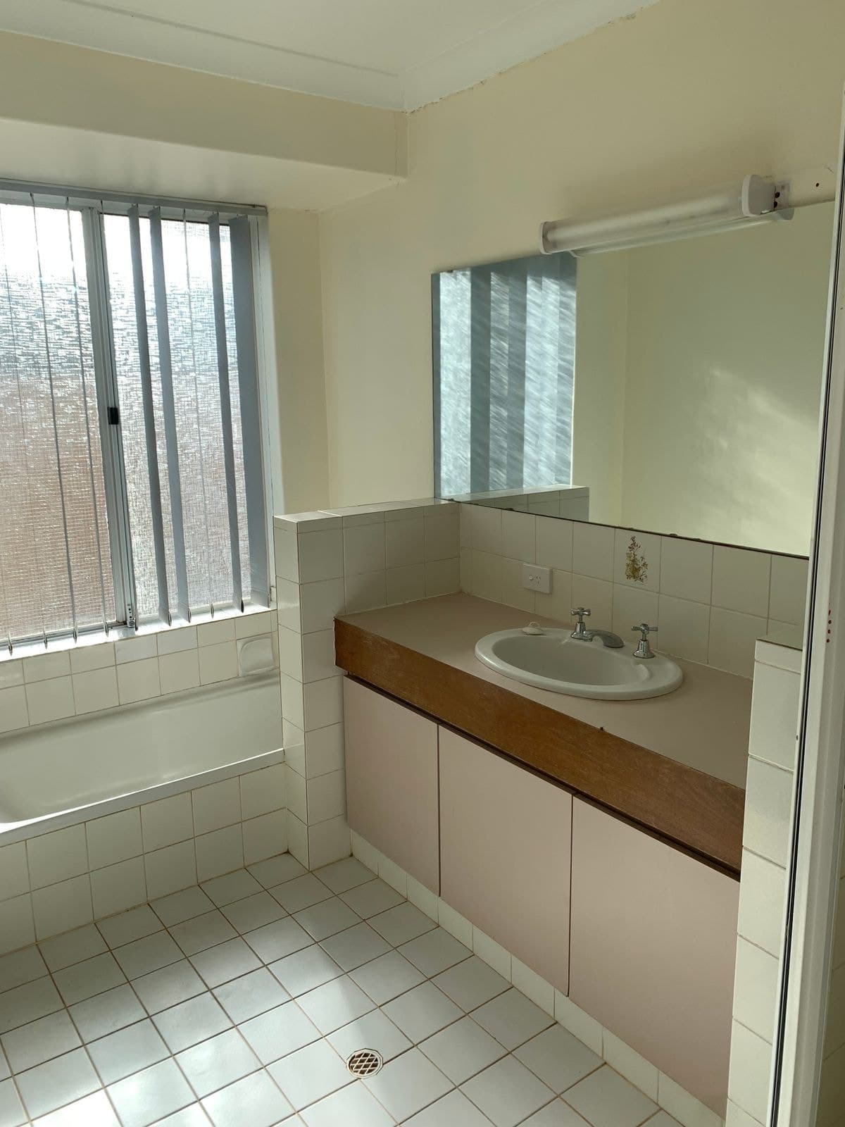 17 De Bernales Street, Hannans WA 6430, Hannans - Thumbnail 7
