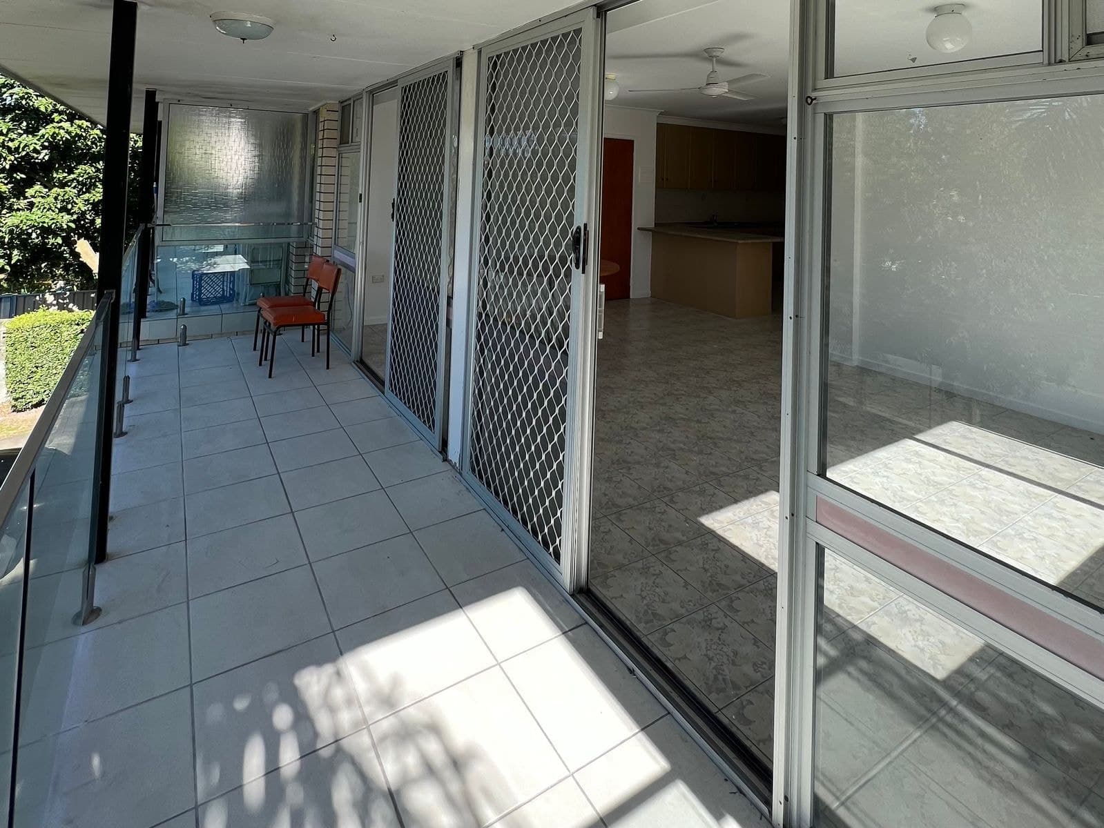 4/32 Leonard Avenue, Surfers Paradise QLD 4217, Surfers Paradise - Thumbnail 2