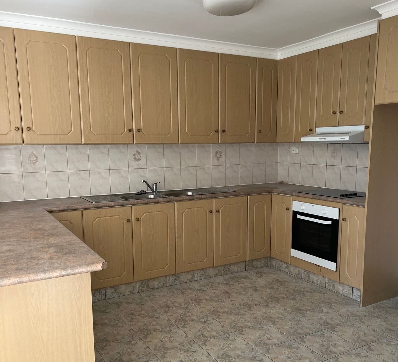 4/32 Leonard Avenue, Surfers Paradise QLD 4217, Surfers Paradise - Thumbnail 5